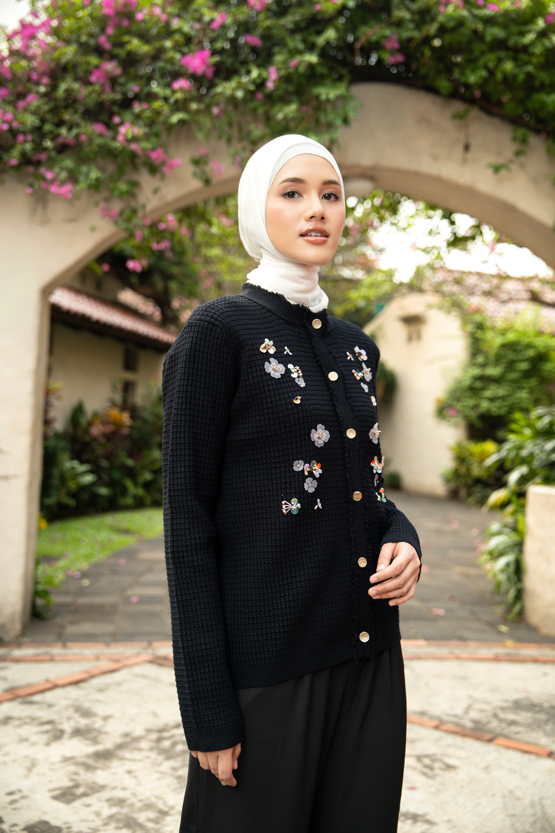 Elara Bloom Cardigan in Black