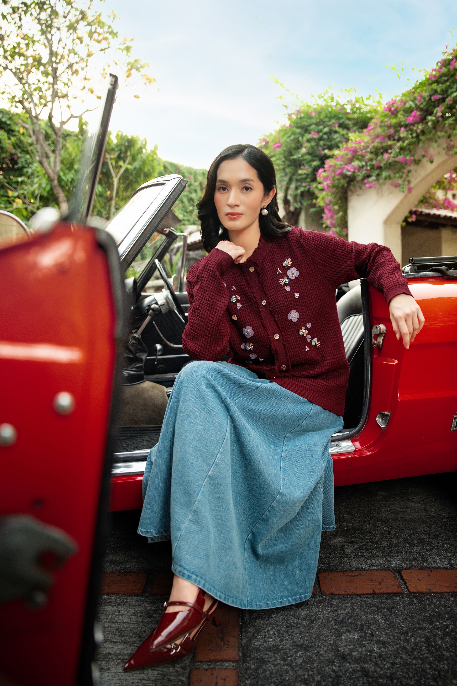 Elara Bloom Cardigan in Maroon
