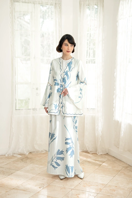 PO Lana Kurung in Lily Sky