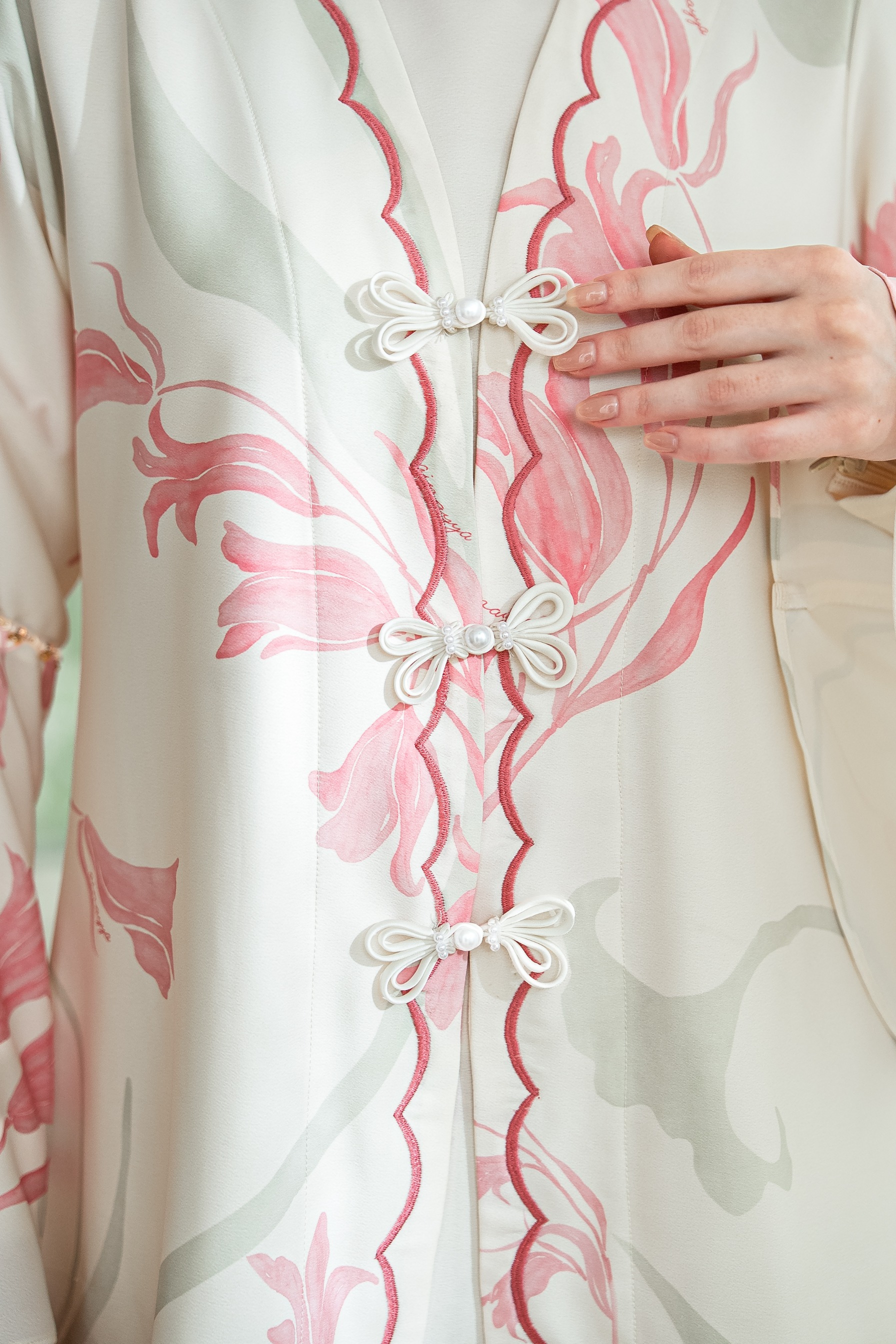 PO Lana Kurung in Blush Peony