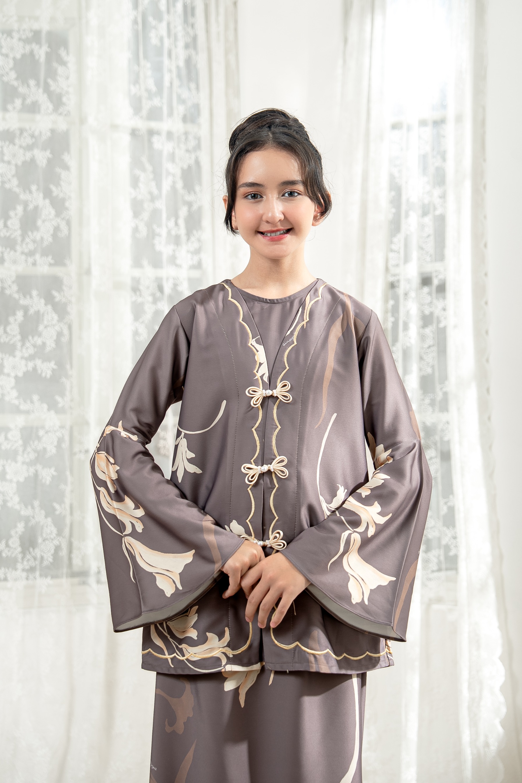 PO Lana Kurung Anak in Misty Taupe