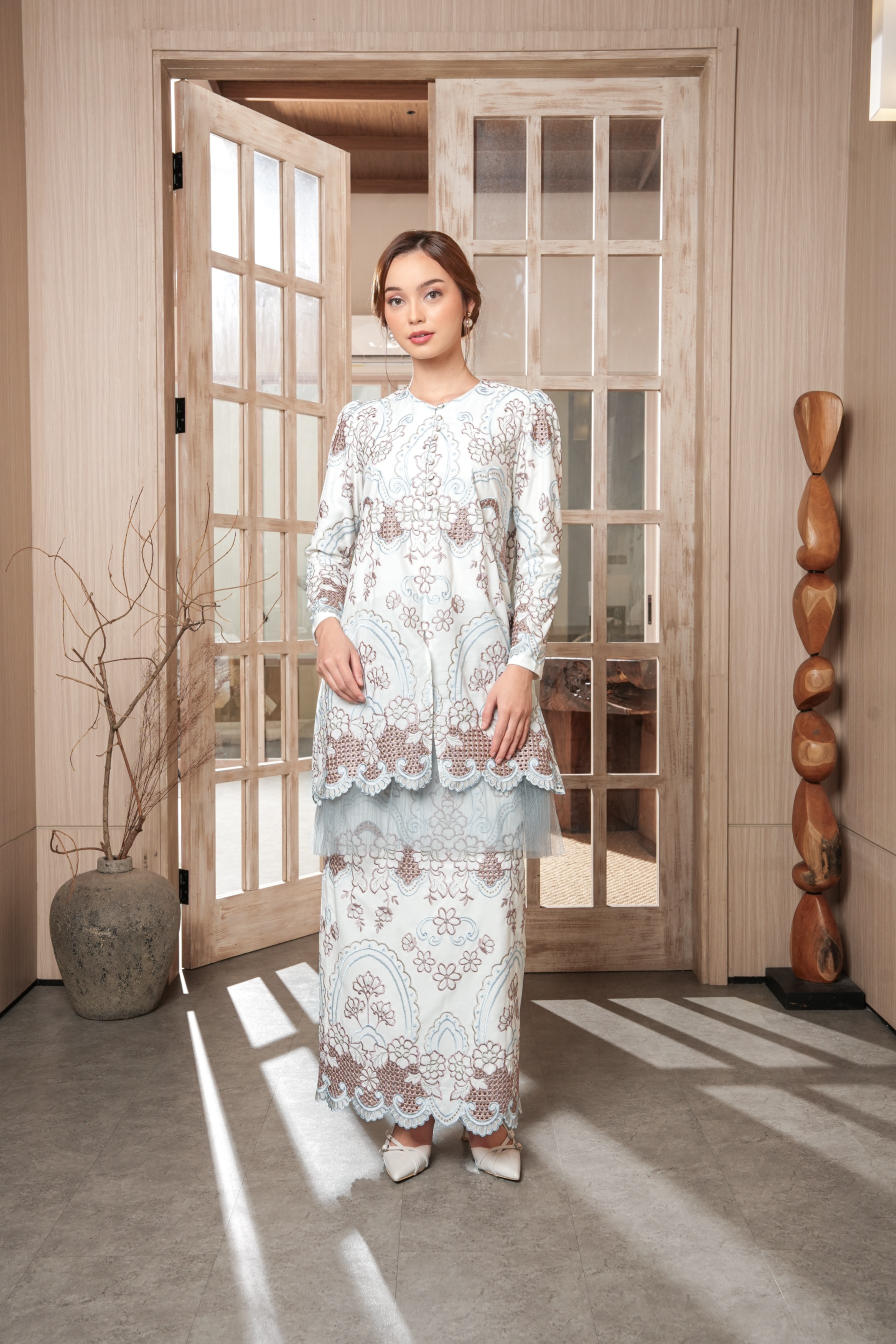 Niskala Kurung in Pearl
