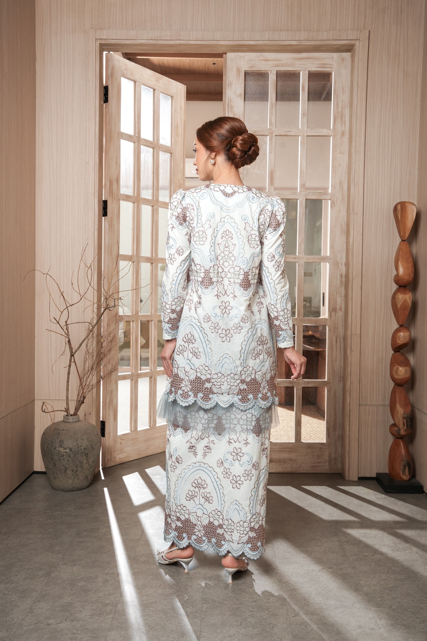 Niskala Kurung in Pearl