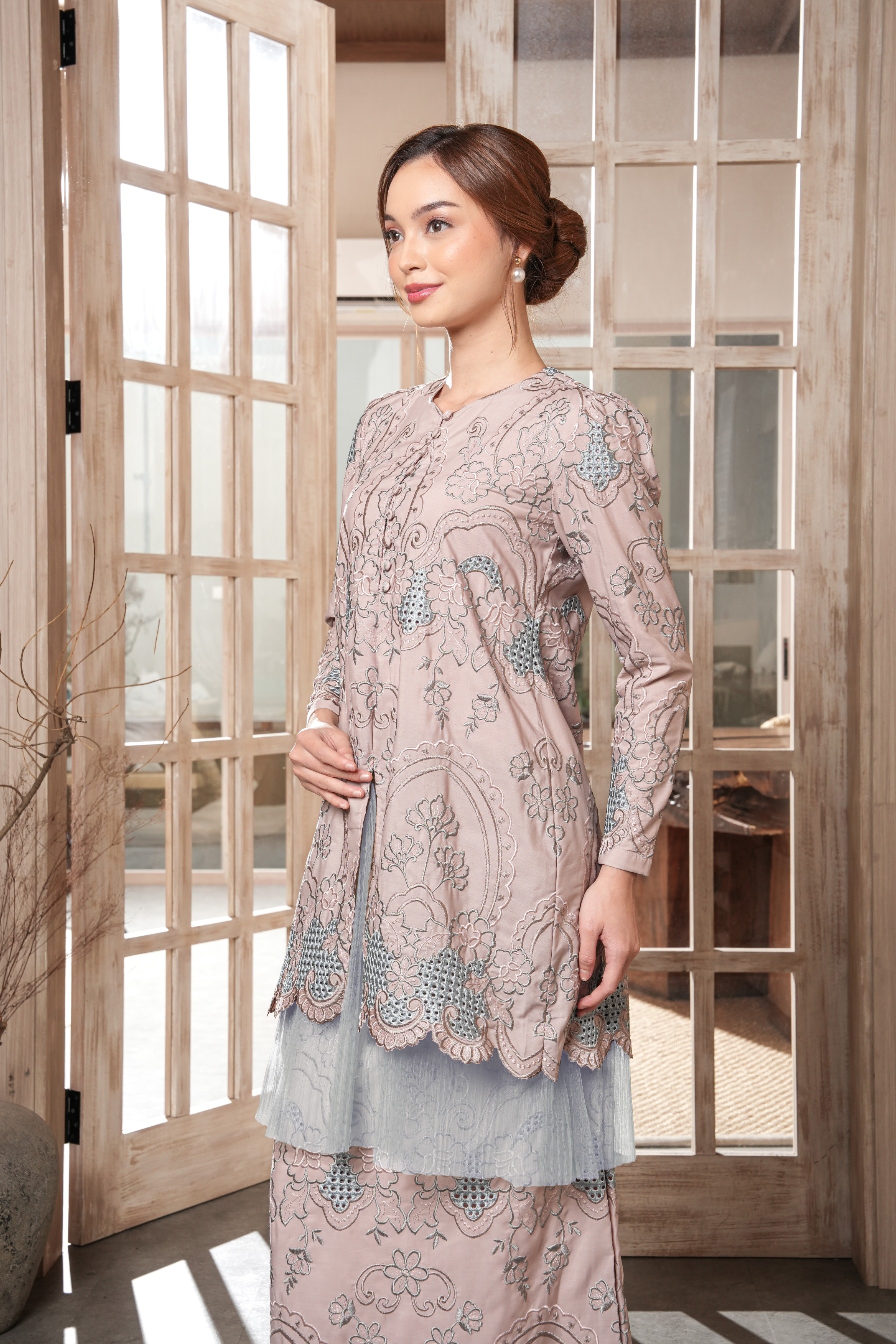 Niskala Kurung in Bloom