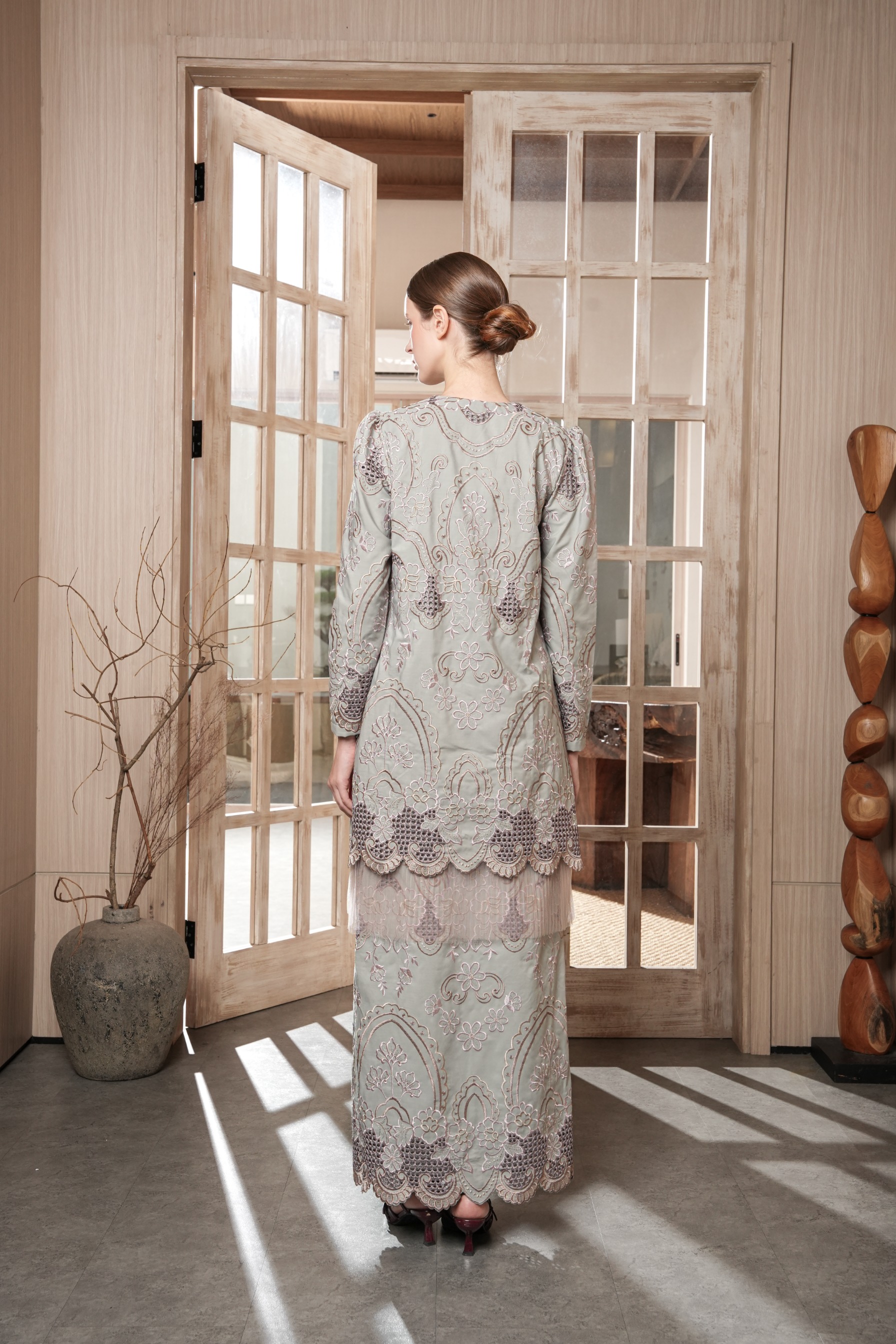 Niskala Kurung in Fern
