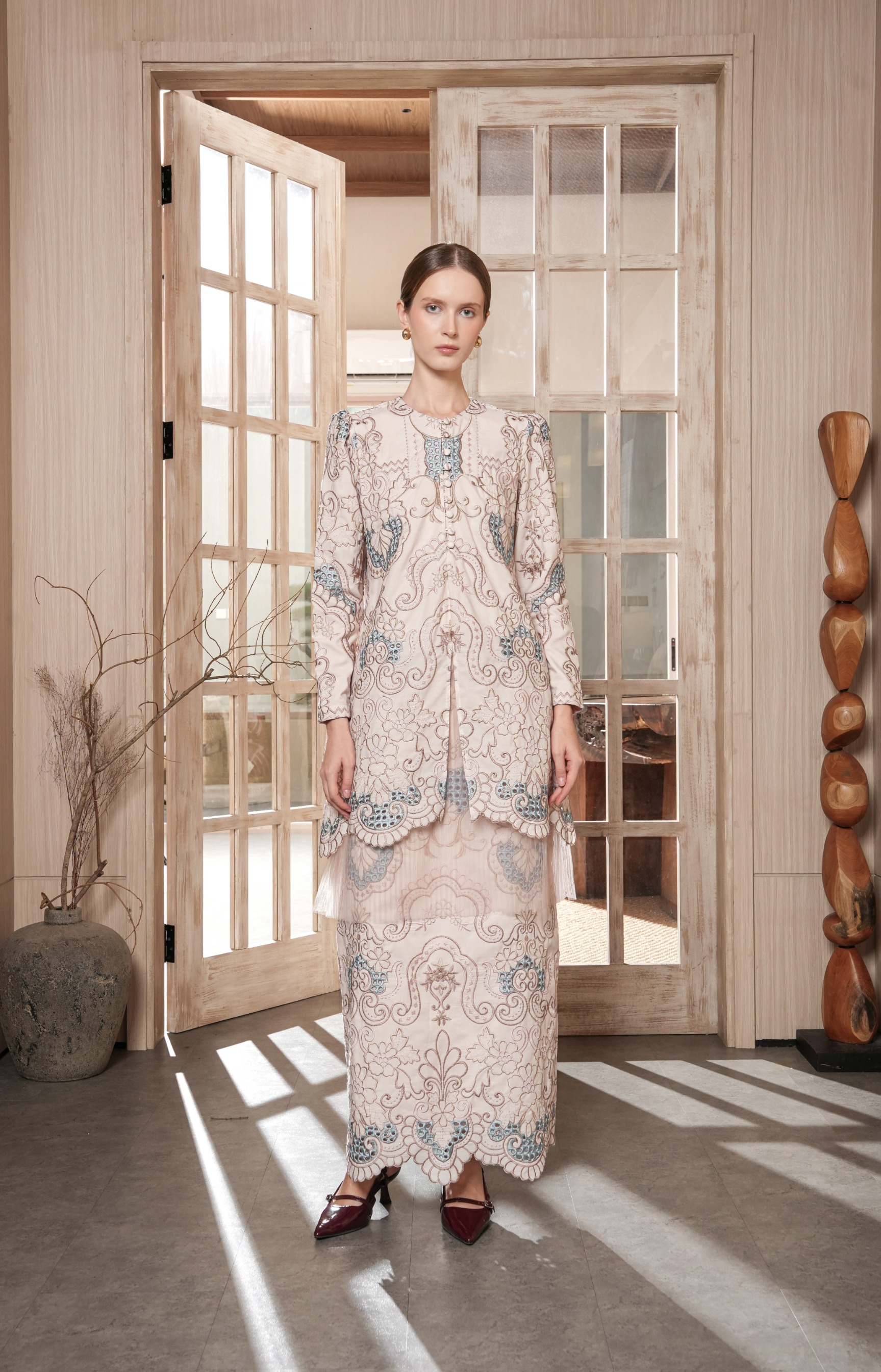 Niskala Kurung in Aura