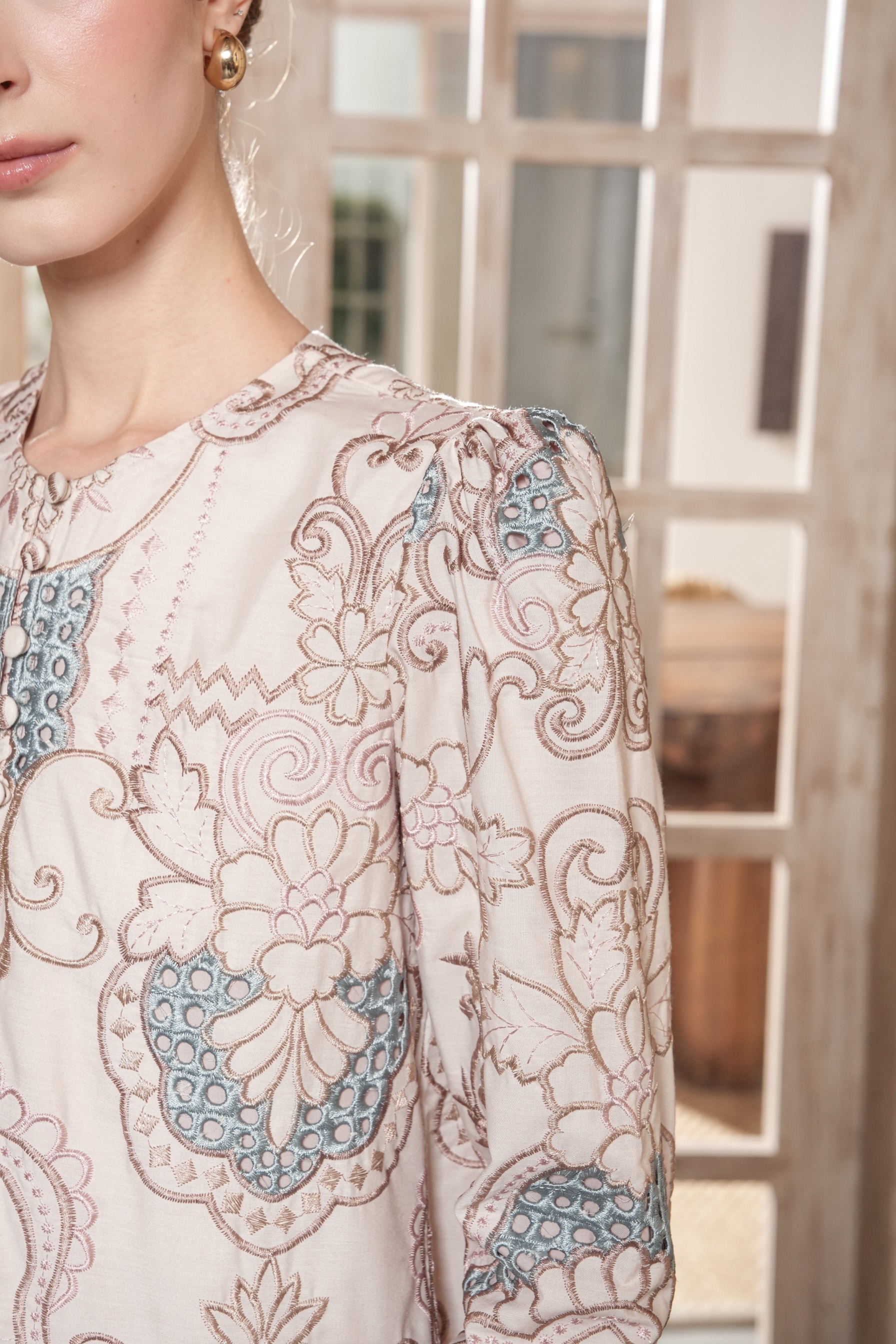 Niskala Kurung in Aura