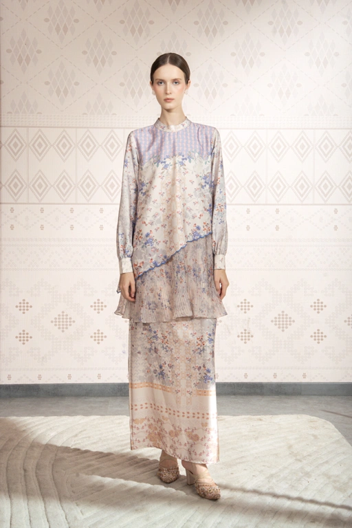 Image of Sylviora Kurung in Light Daisy