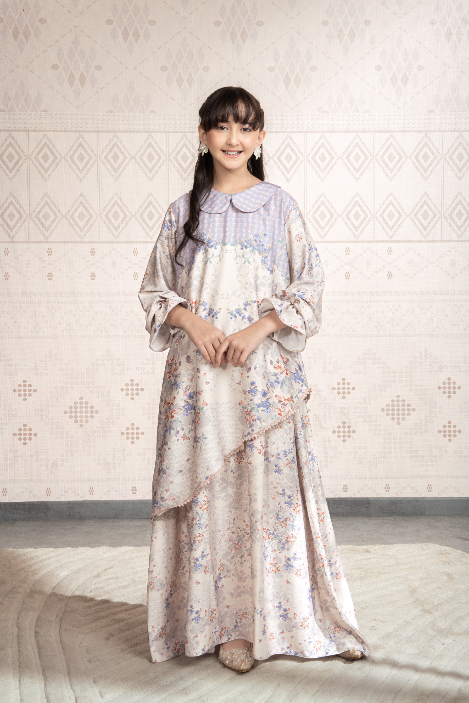 Sylviora Dress Anak in Light Daisy