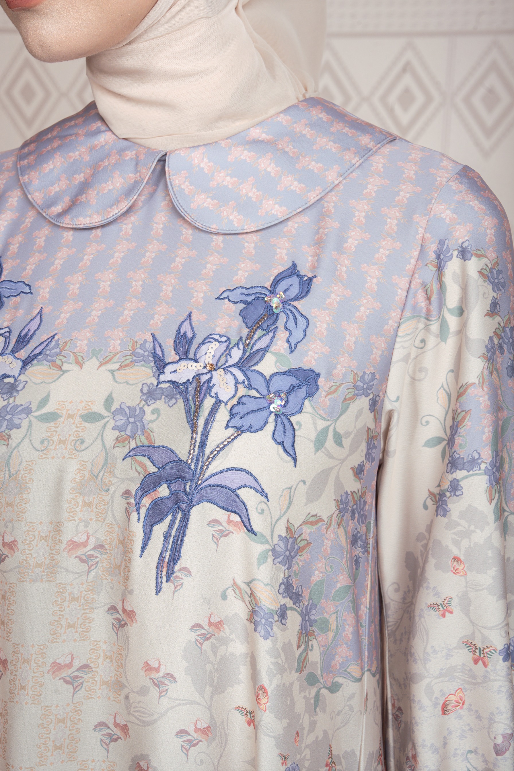 Sylviora Dress in Light Daisy