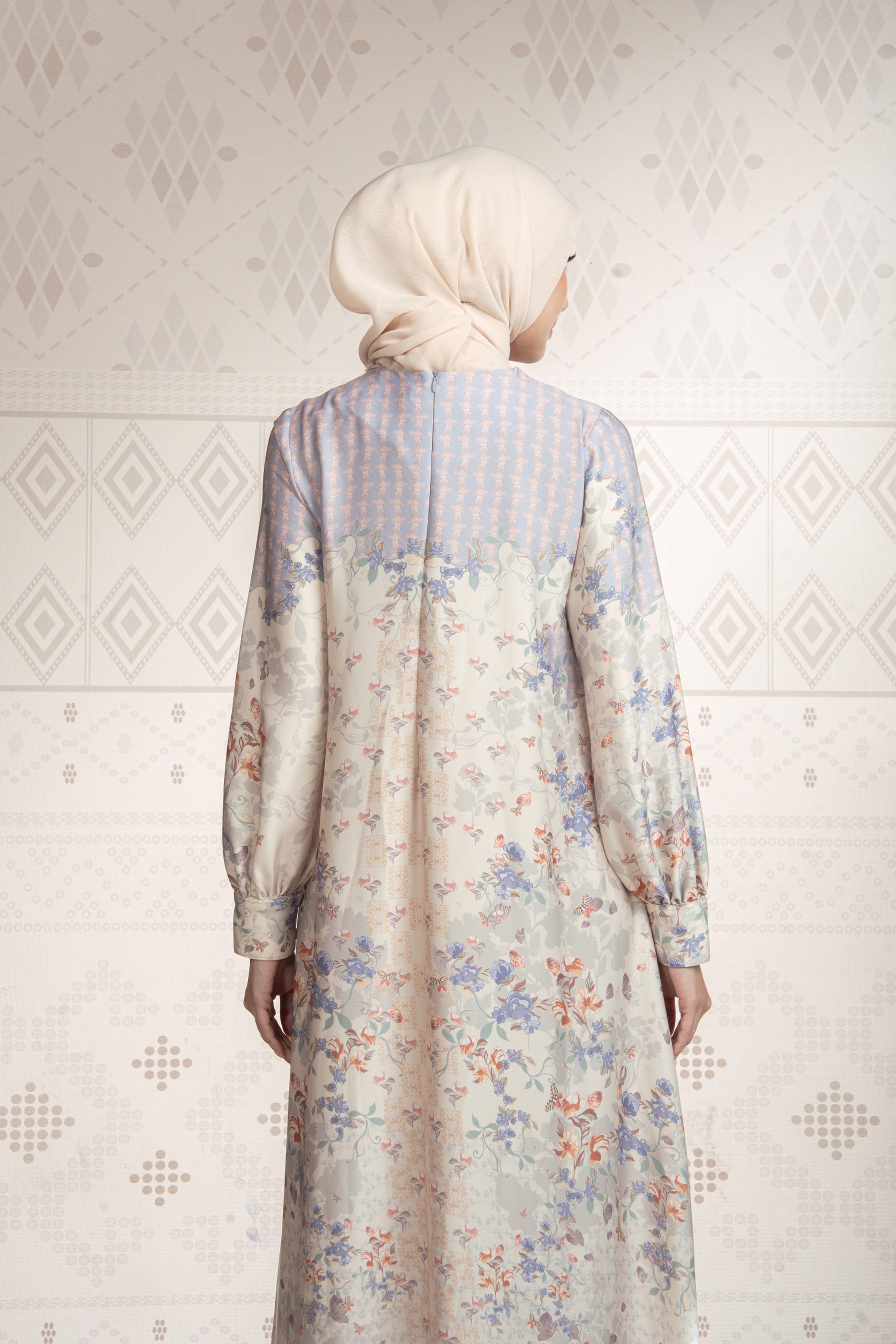 Sylviora Dress in Light Daisy