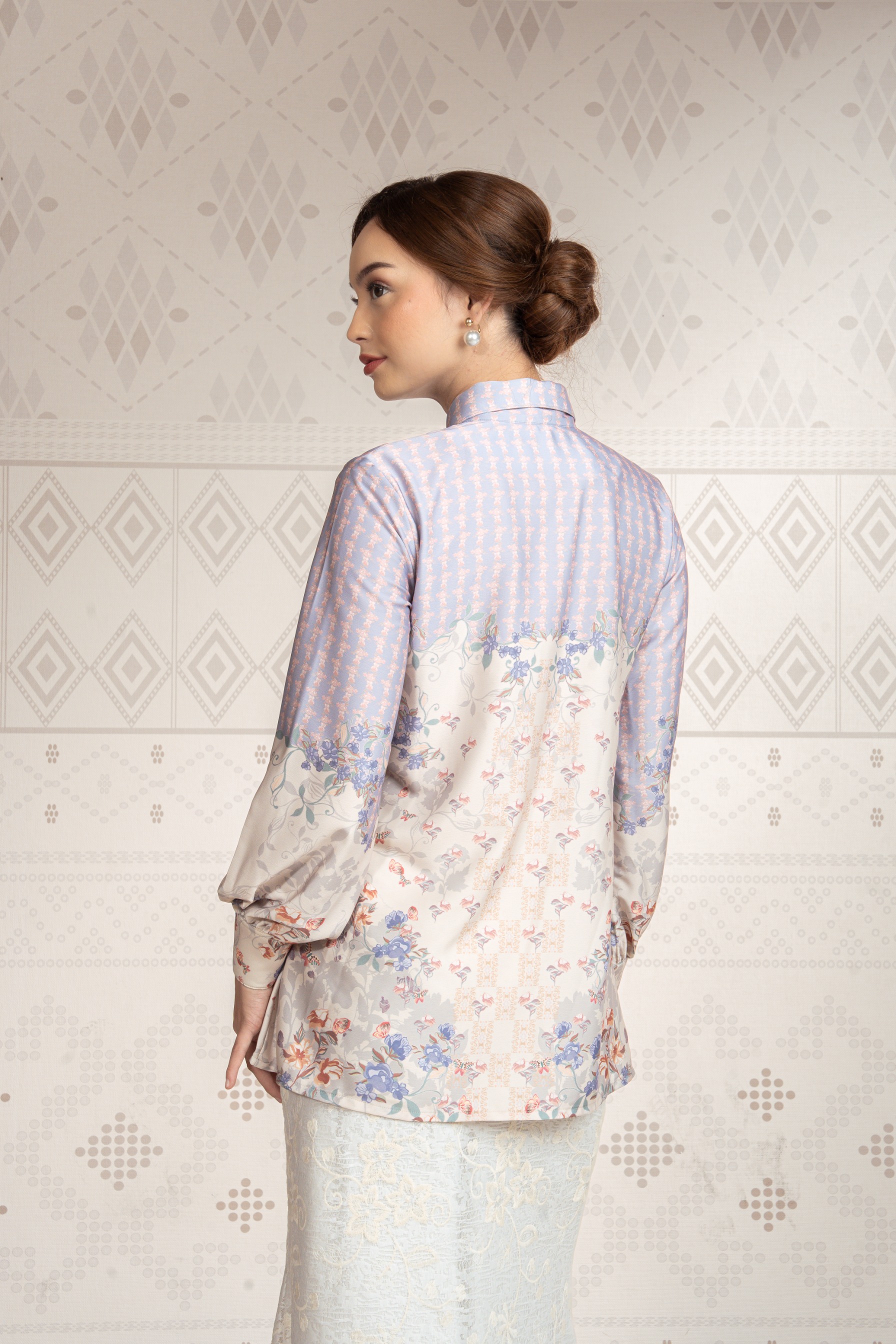 Sylviora Blouse in Light Daisy