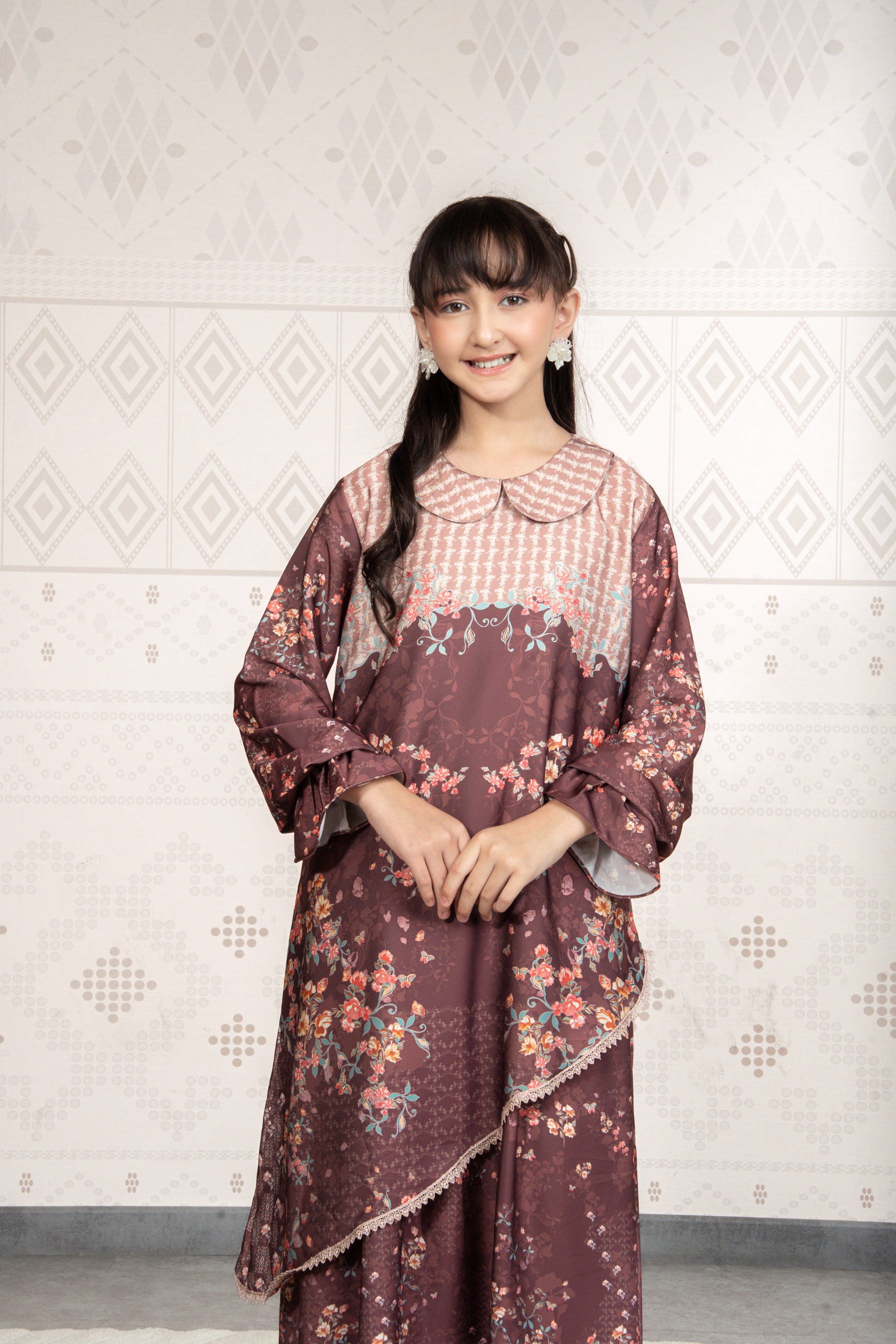 Sylviora Dress Anak in Mahogany