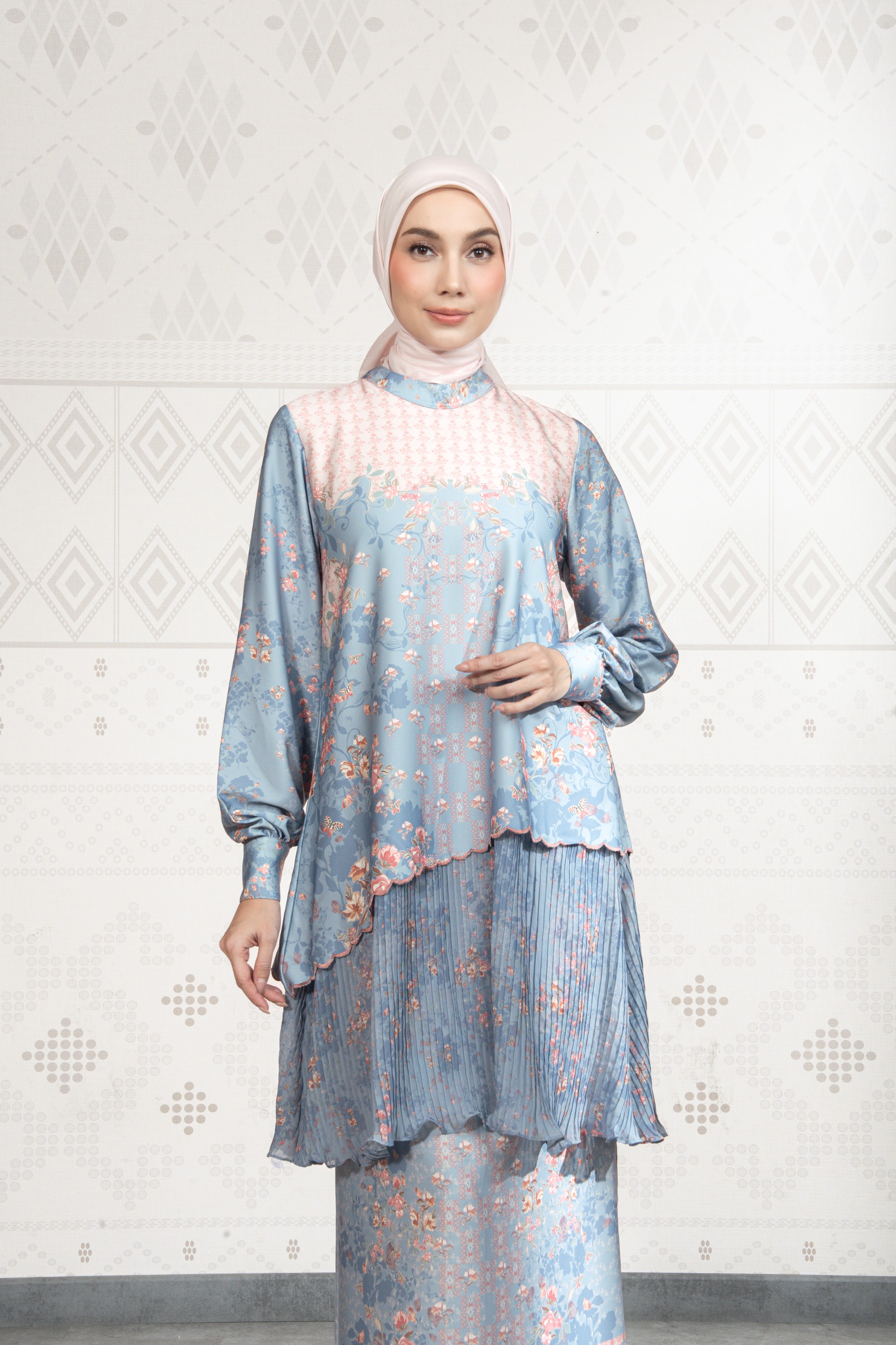 Sylviora Kurung in Lagoon Blue