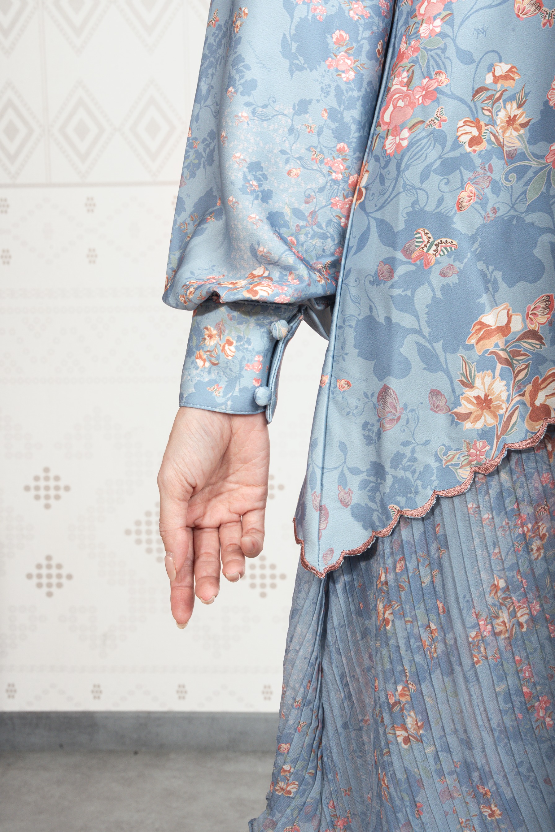 Sylviora Kurung in Lagoon Blue