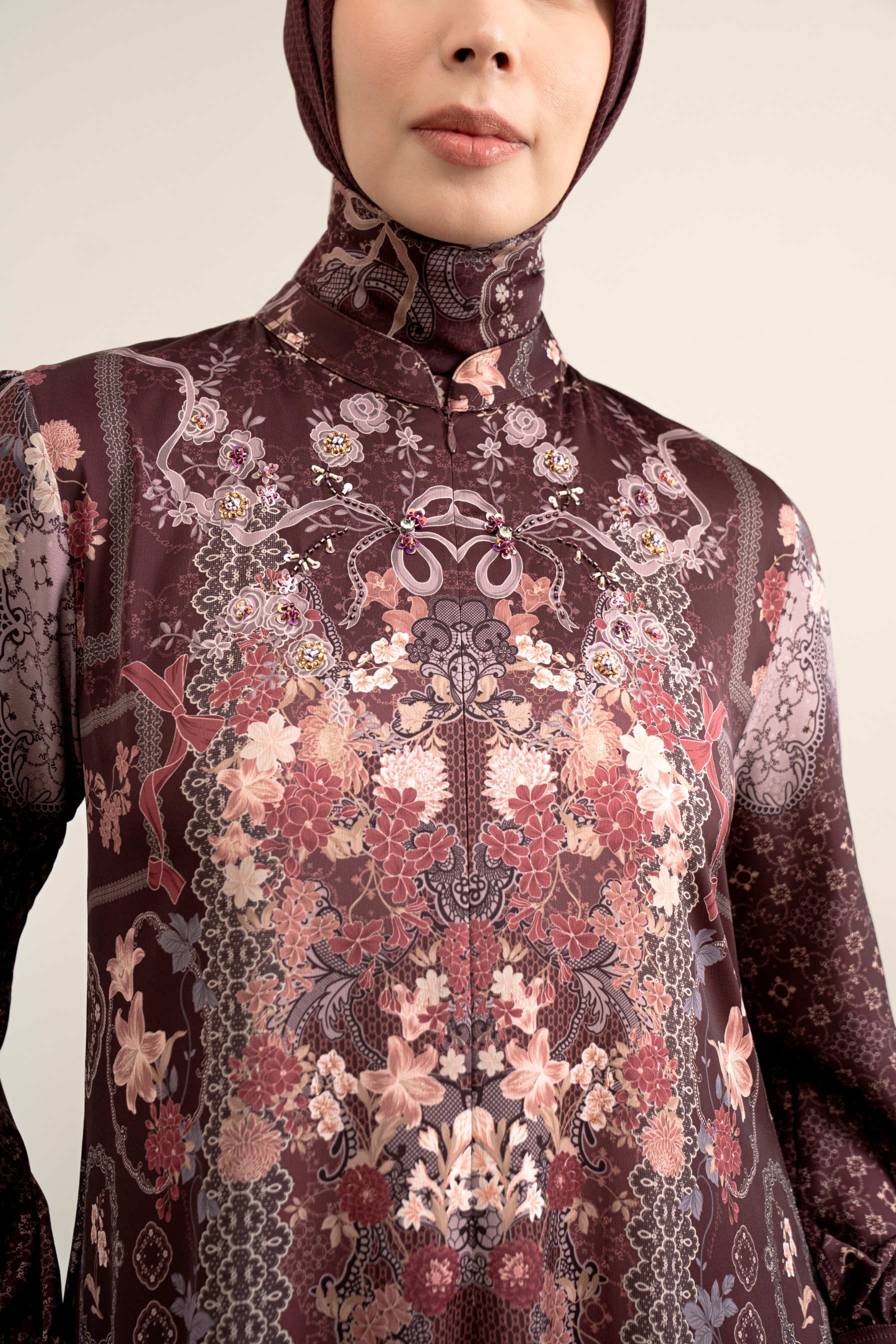 PO Omah Nenek Dress in Vintage Burgundy