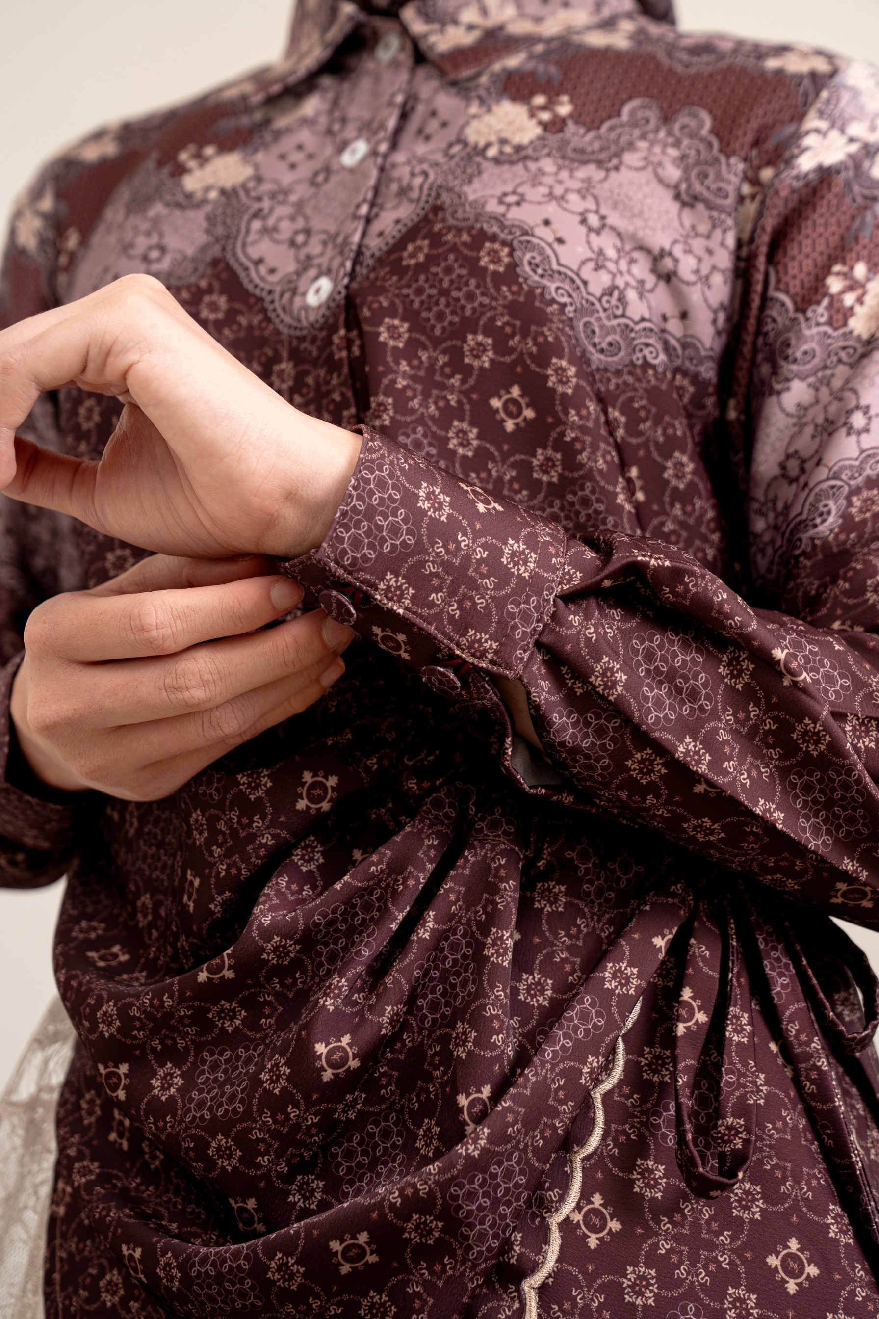 PO Omah Nenek Blouse in Vintage Burgundy