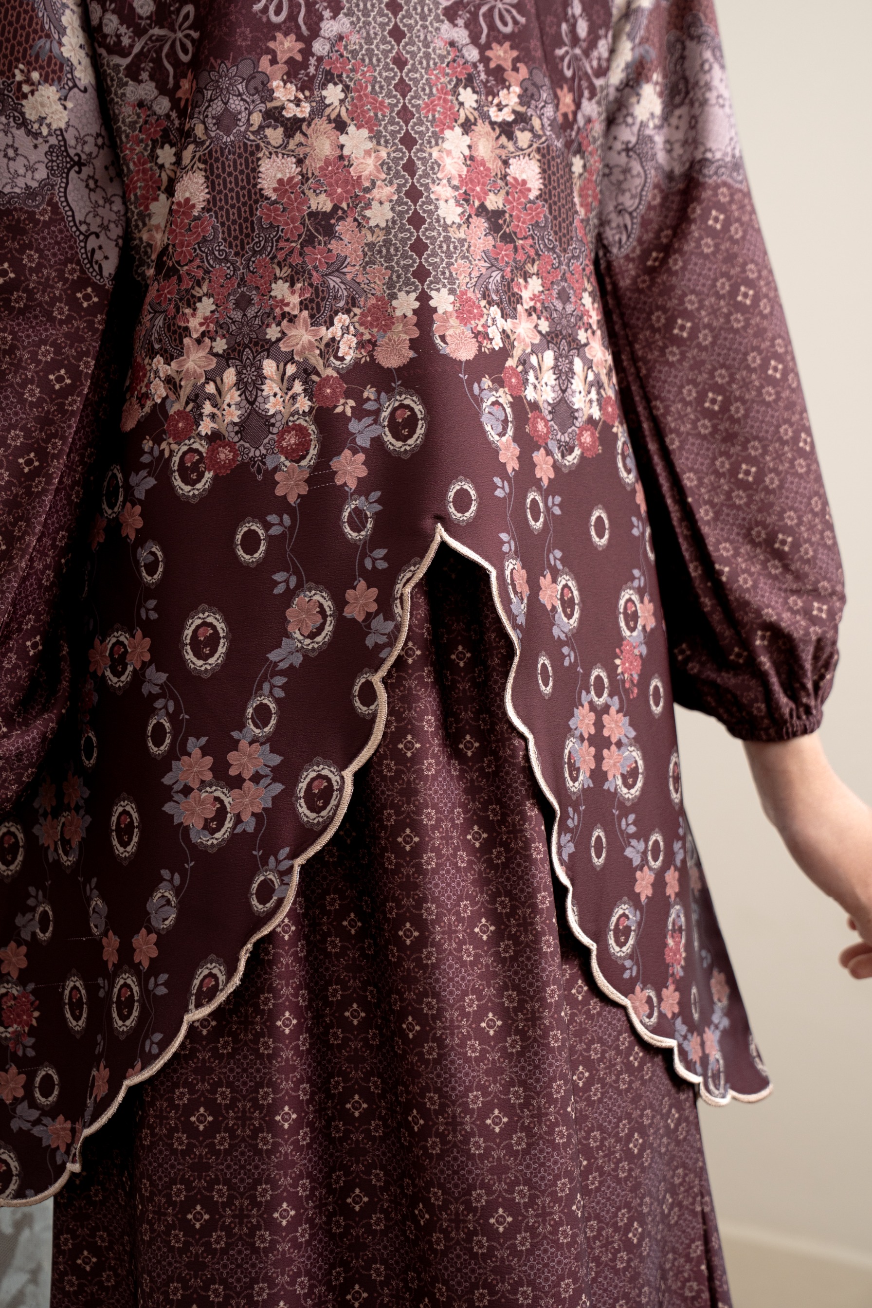 PO Omah Nenek Kurung Anak in Vintage Burgundy