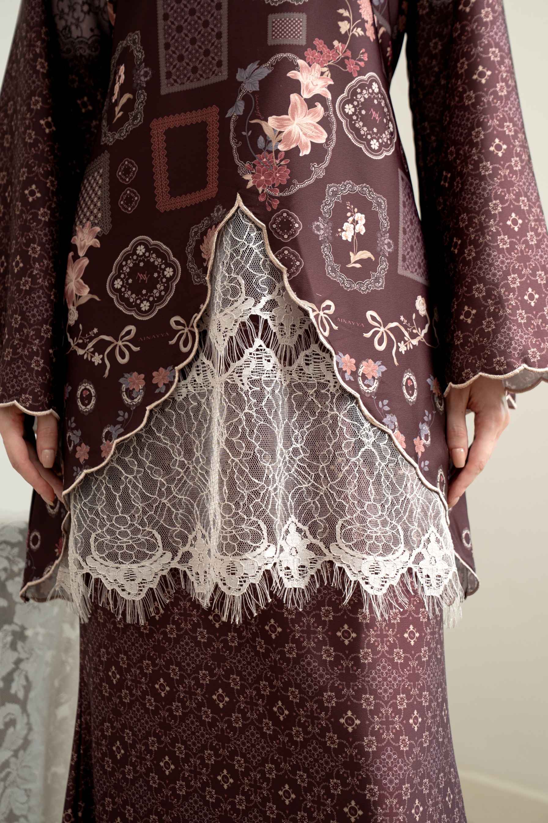 PO Omah Nenek Kurung in Vintage Burgundy