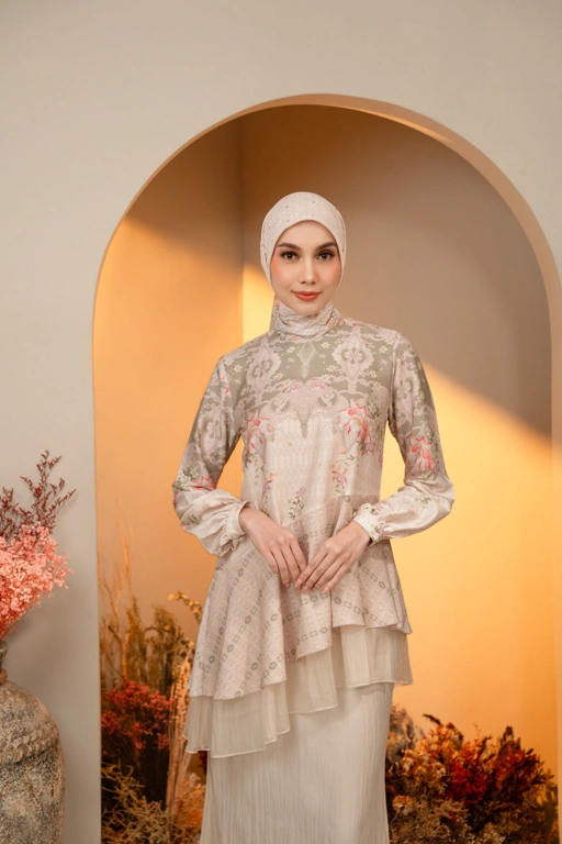 Image of PO Kayana Blouse in Pine Mist