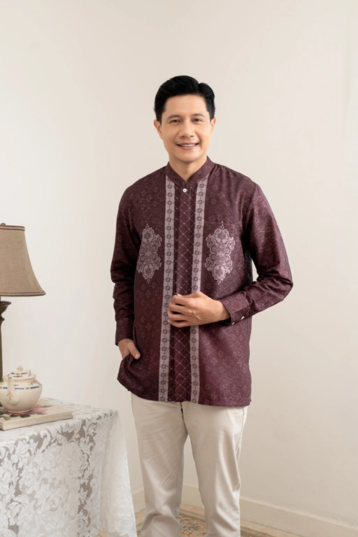 PO Omah Nenek Koko in Vintage Burgundy