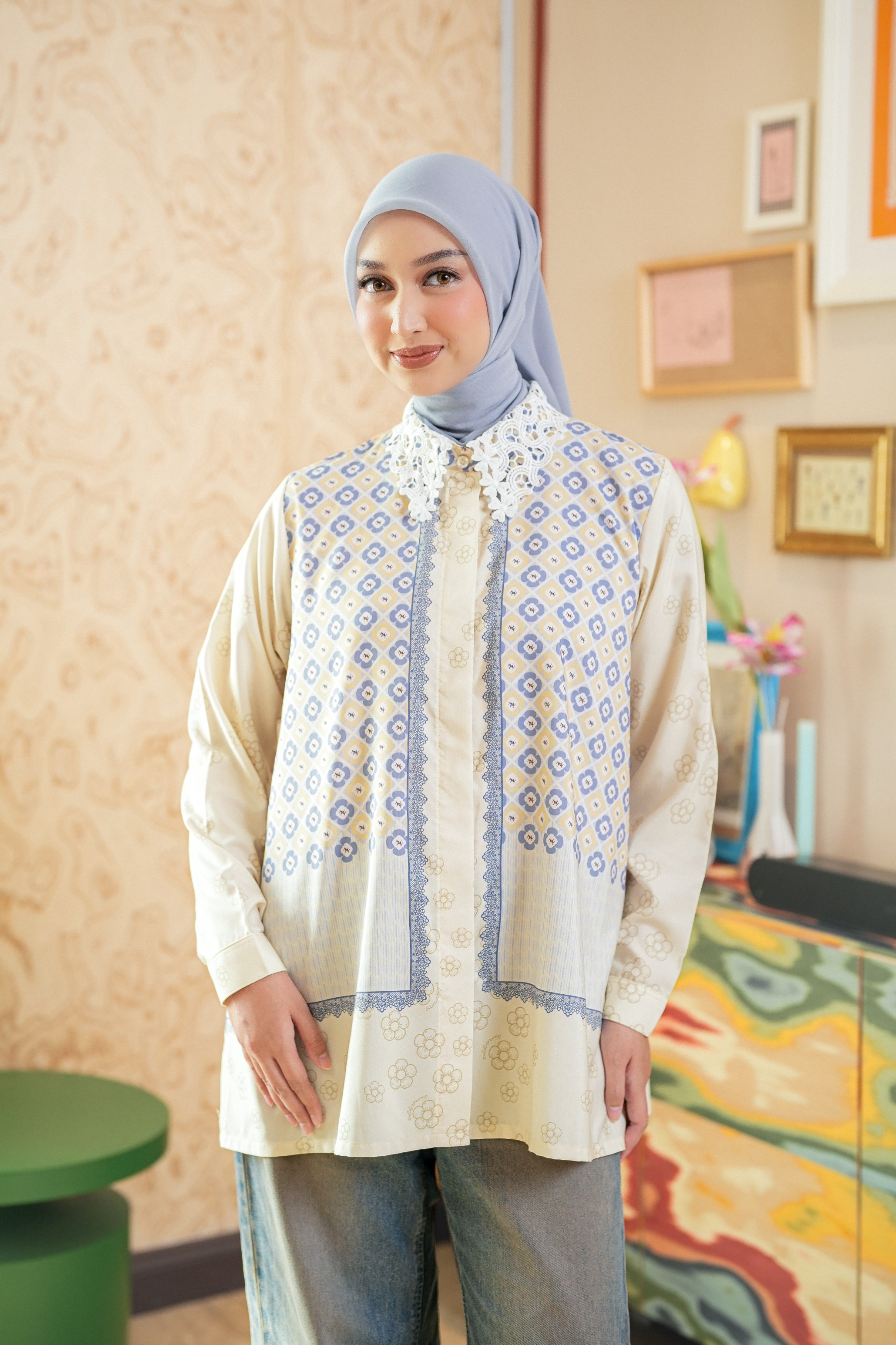 Elodie Blouse In Garden Blue