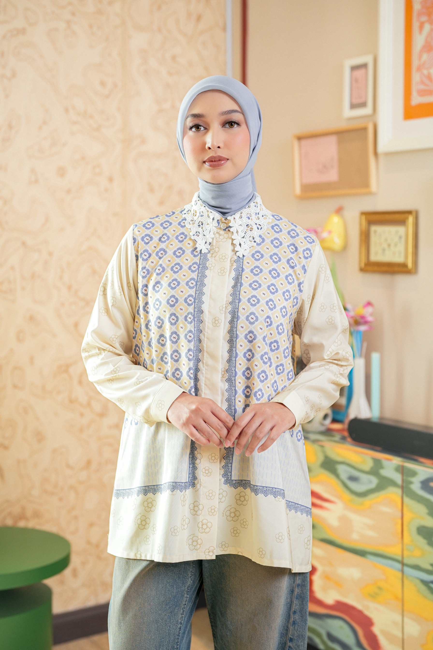 Elodie Blouse In Garden Blue
