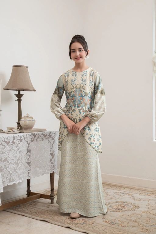 PO Omah Nenek Kurung Anak in Ivory Garden
