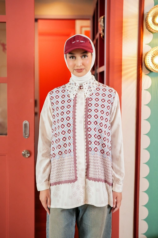 Elodie Blouse In Scarlet Red