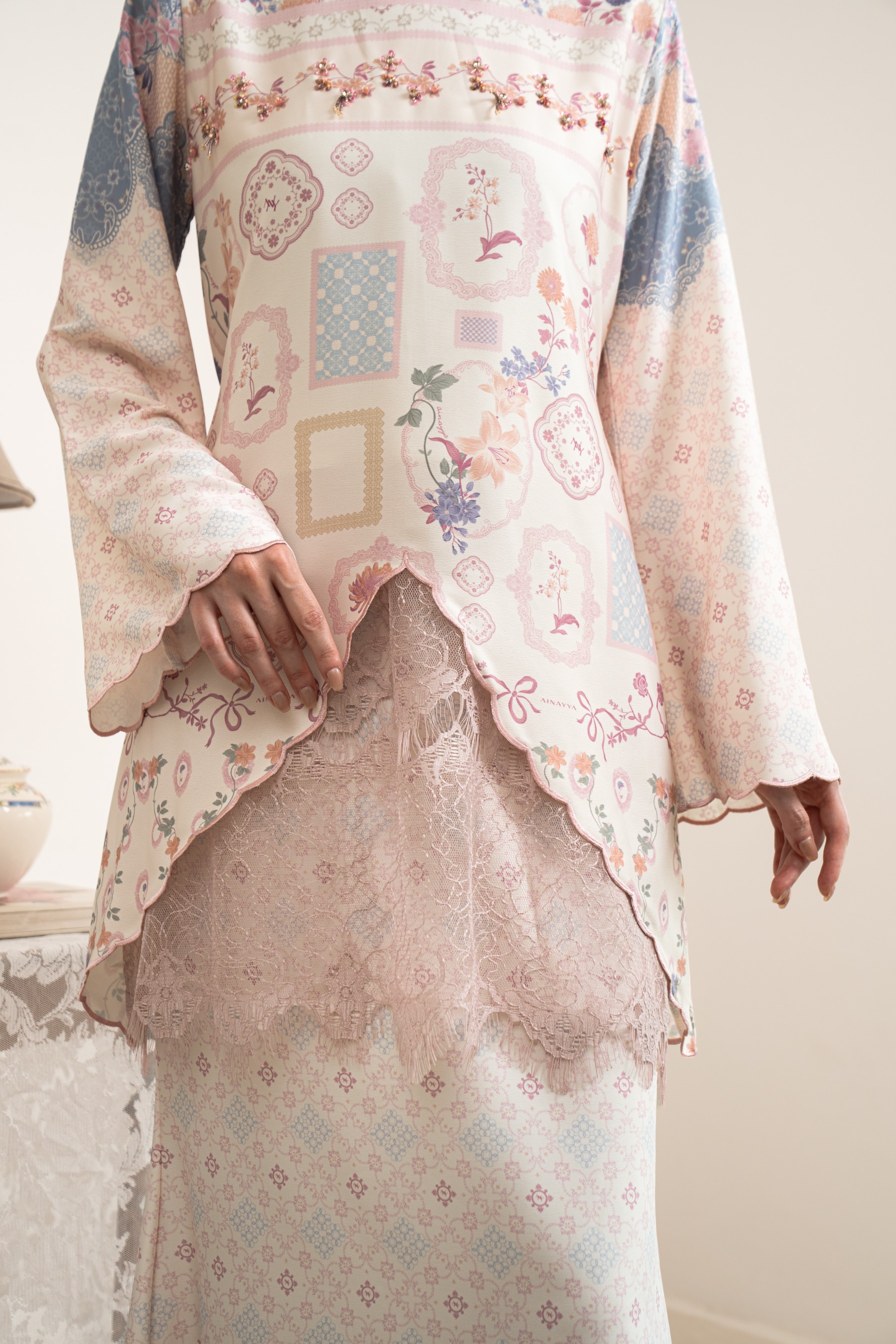 PO Omah Nenek Kurung in Blue Serenity