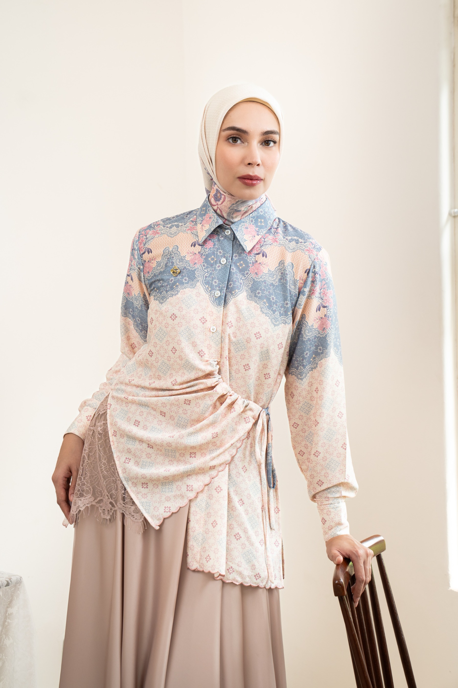 PO Omah Nenek Blouse in Blue Serenity