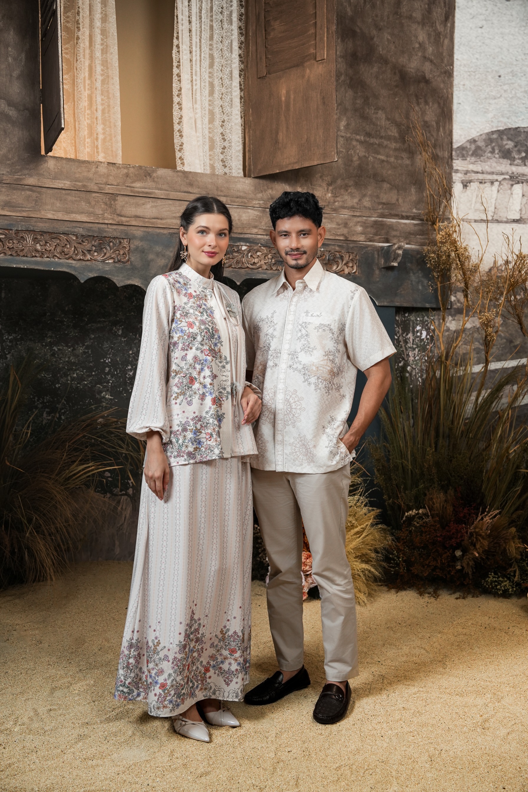 Meutia One Set in Ivory Pearl