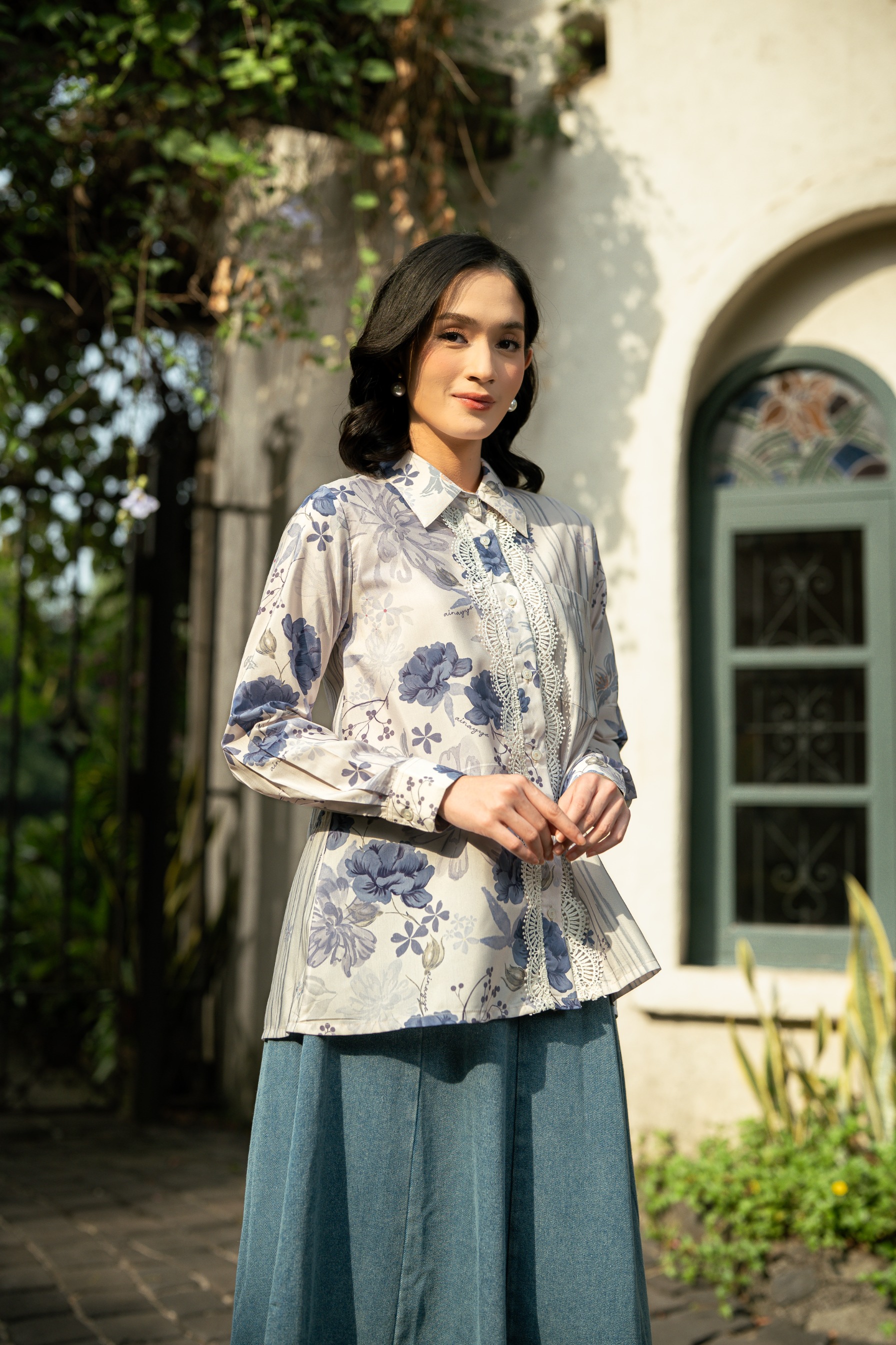 Bloom Shirt in Porcelain Blue