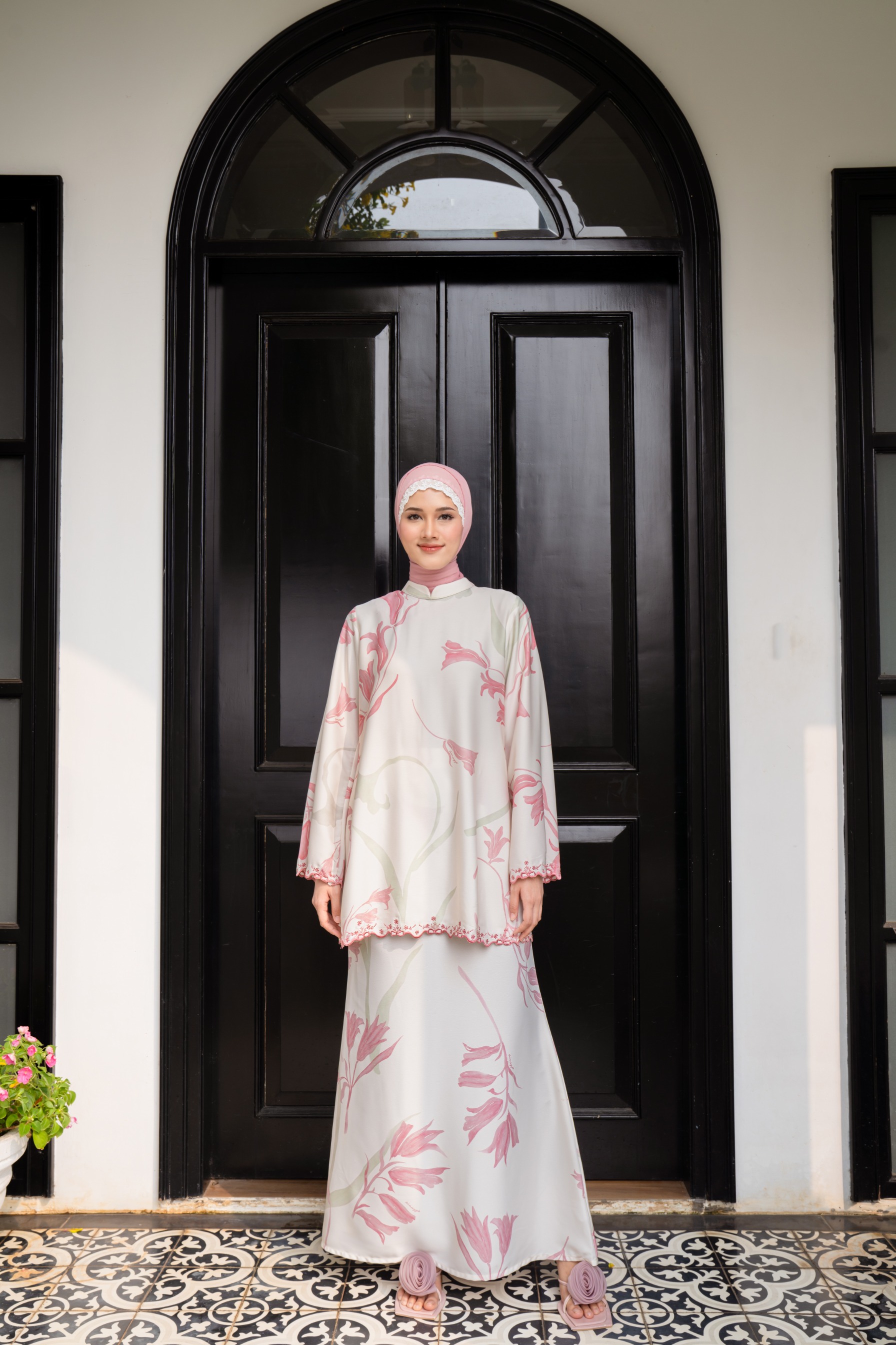 Lana Kurung in Blush Peony