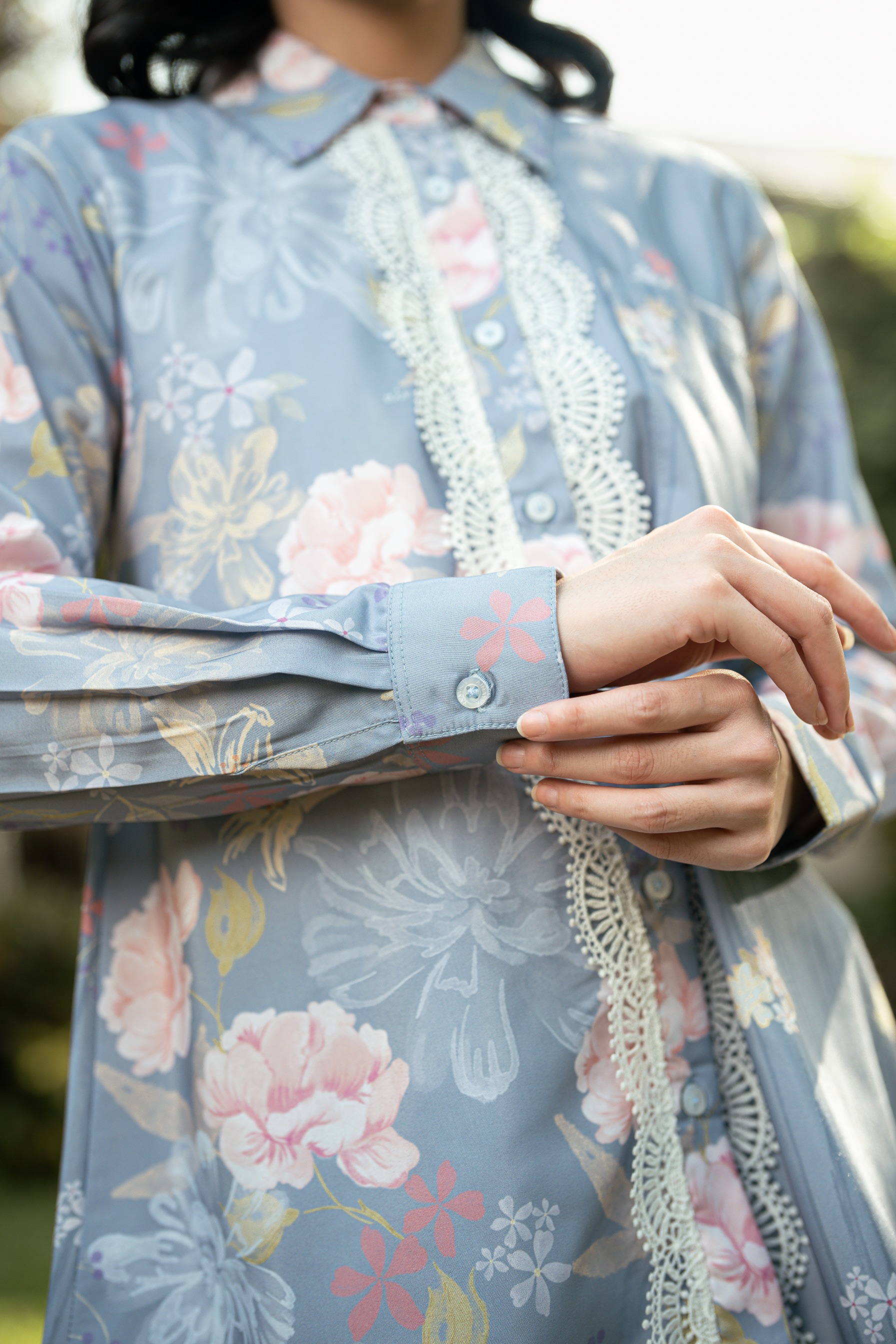 Bloom Shirt in Sky Blossom