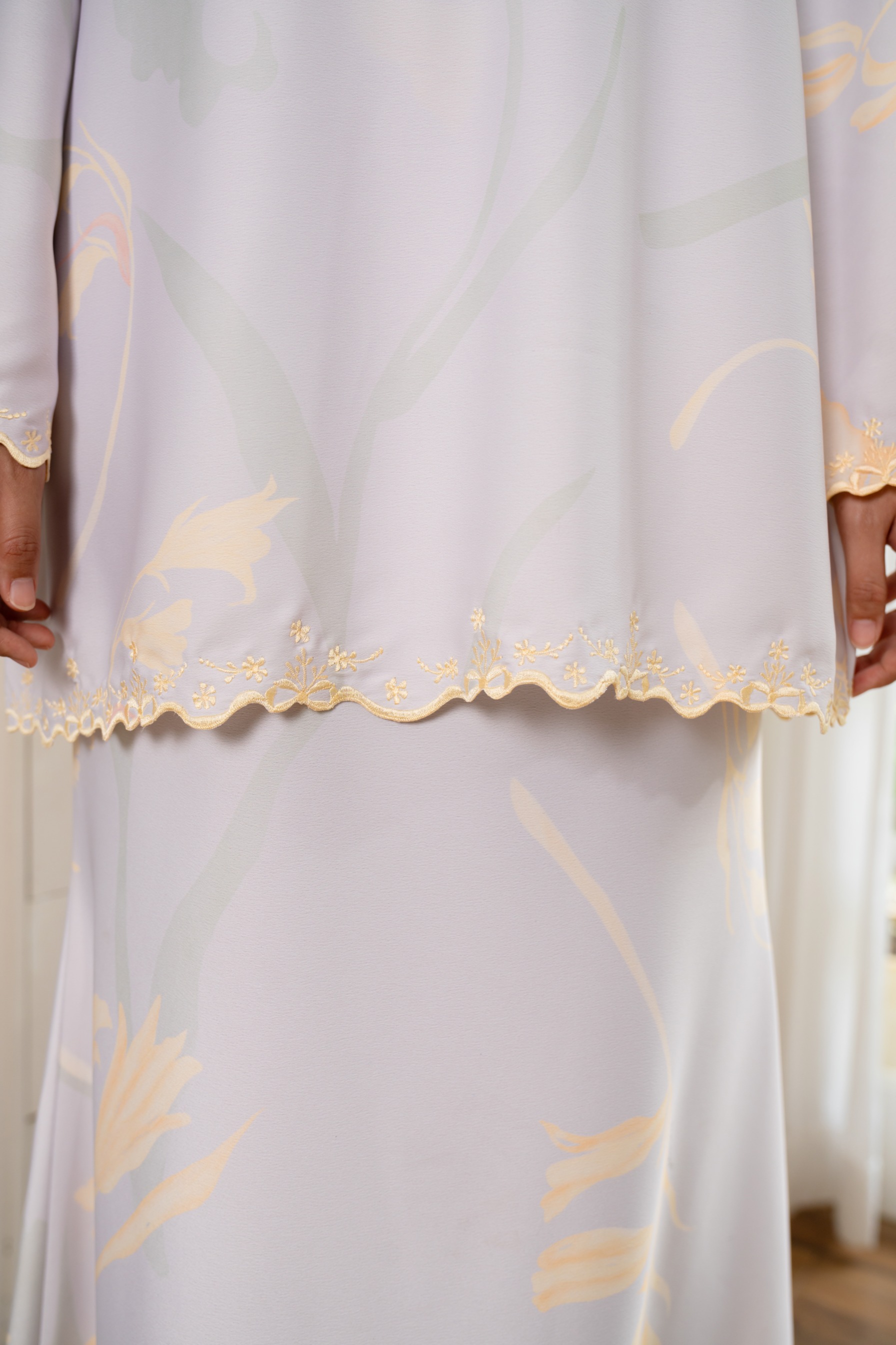 Lana Kurung in Orchid Bloom