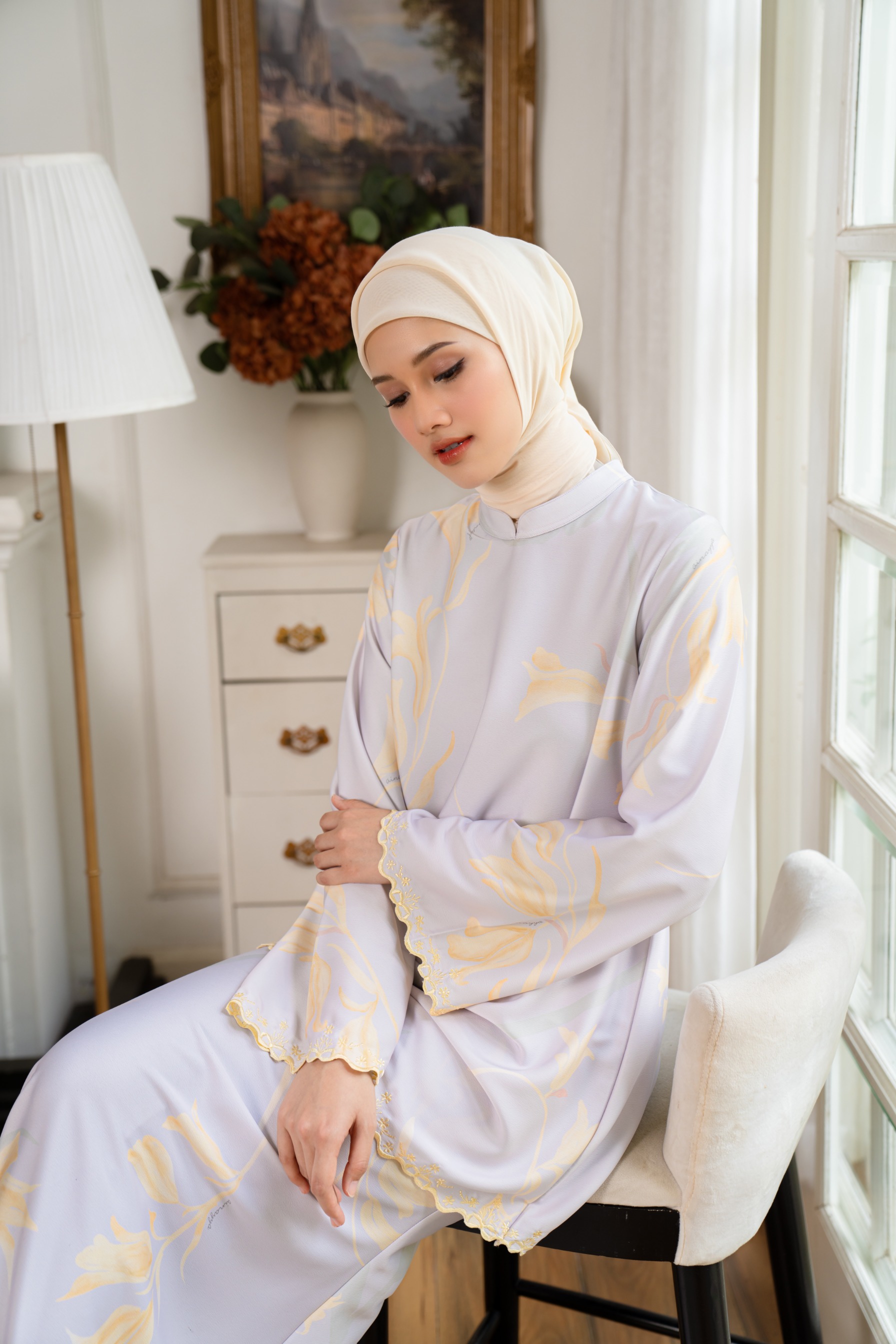 Lana Kurung in Orchid Bloom