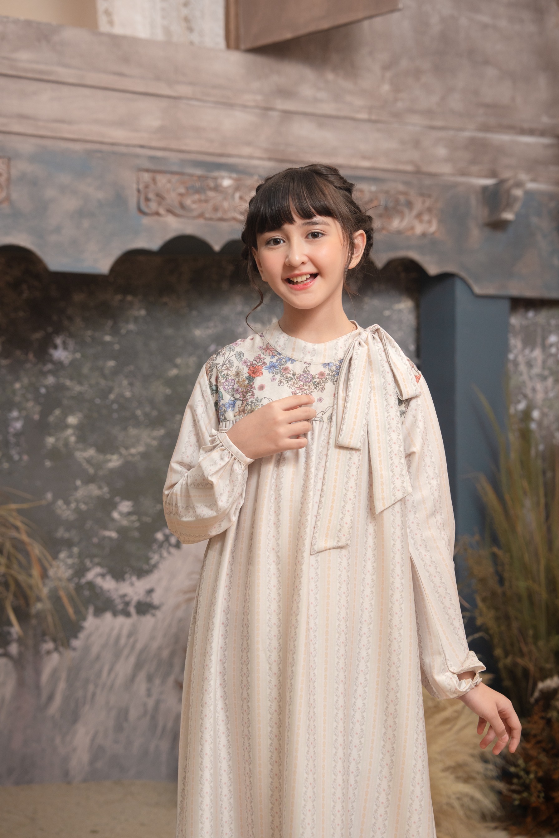Meutia Dress Kids in Ivory Pearl
