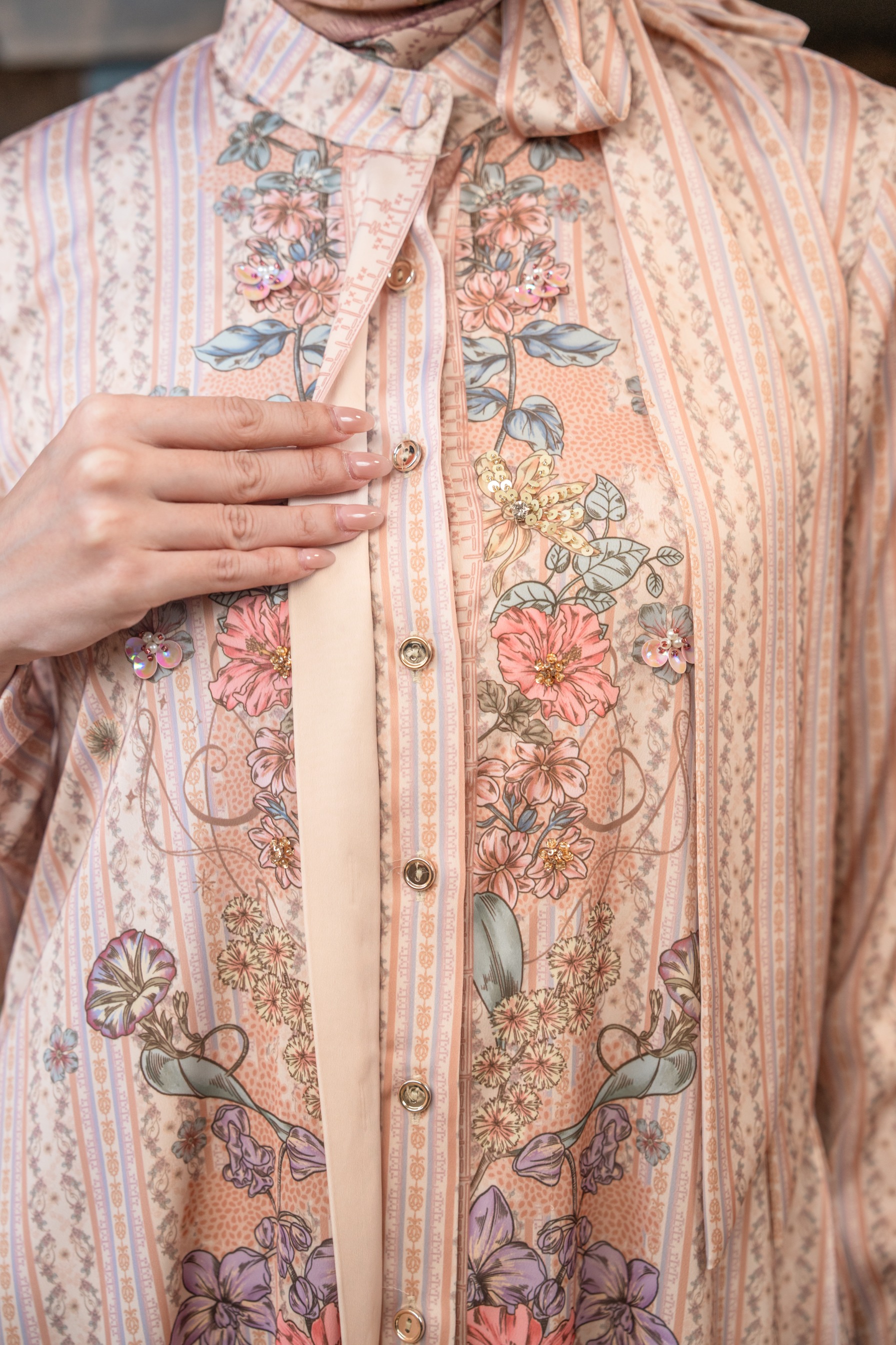 Meutia Dress in Woodrose