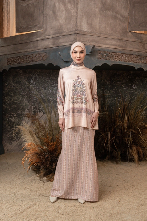 Meutia Kurung Woodrose