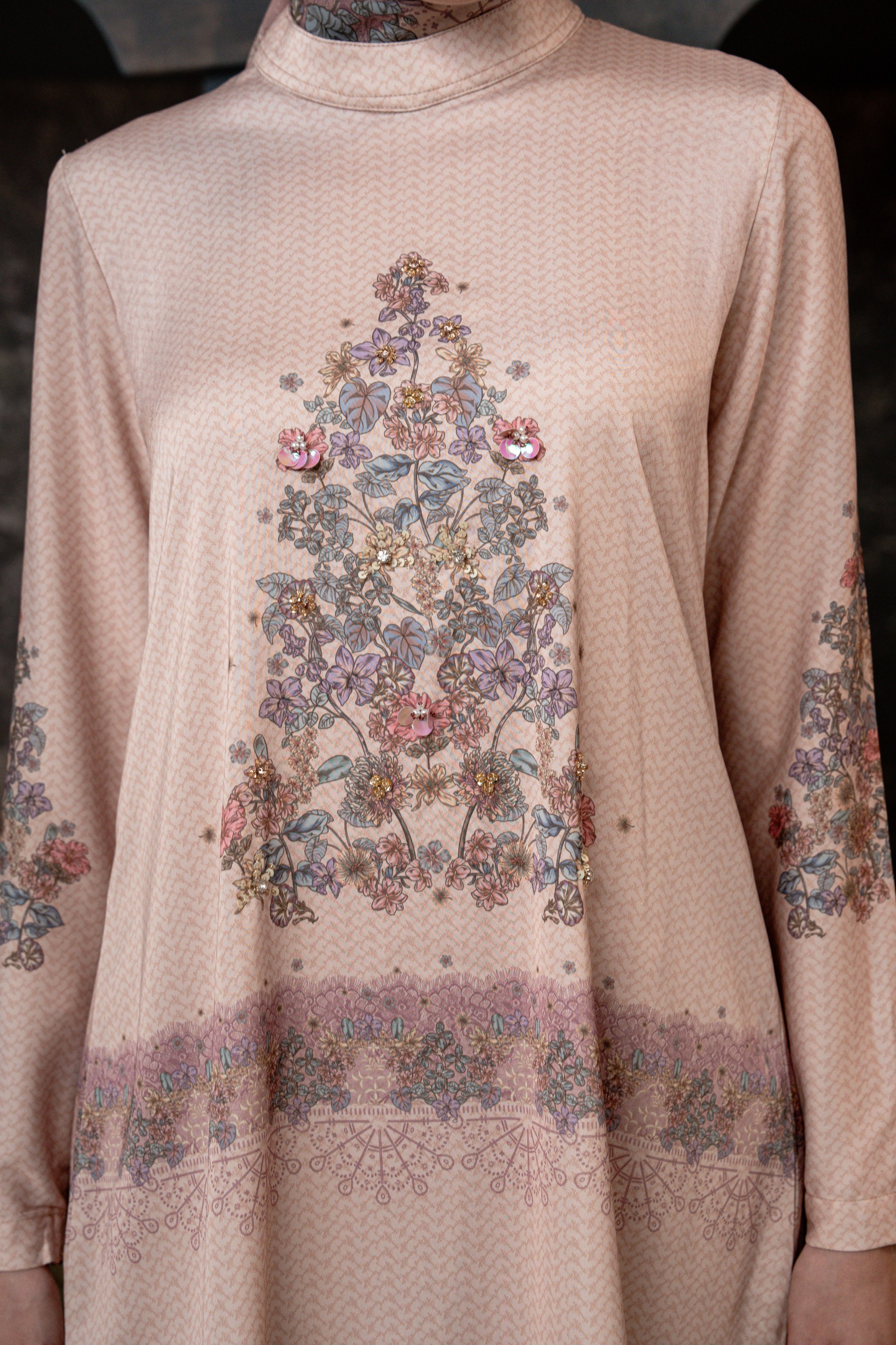 Meutia Kurung Woodrose