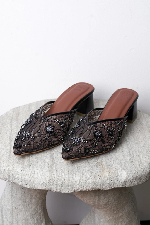 Image of Viona Shoes in Black