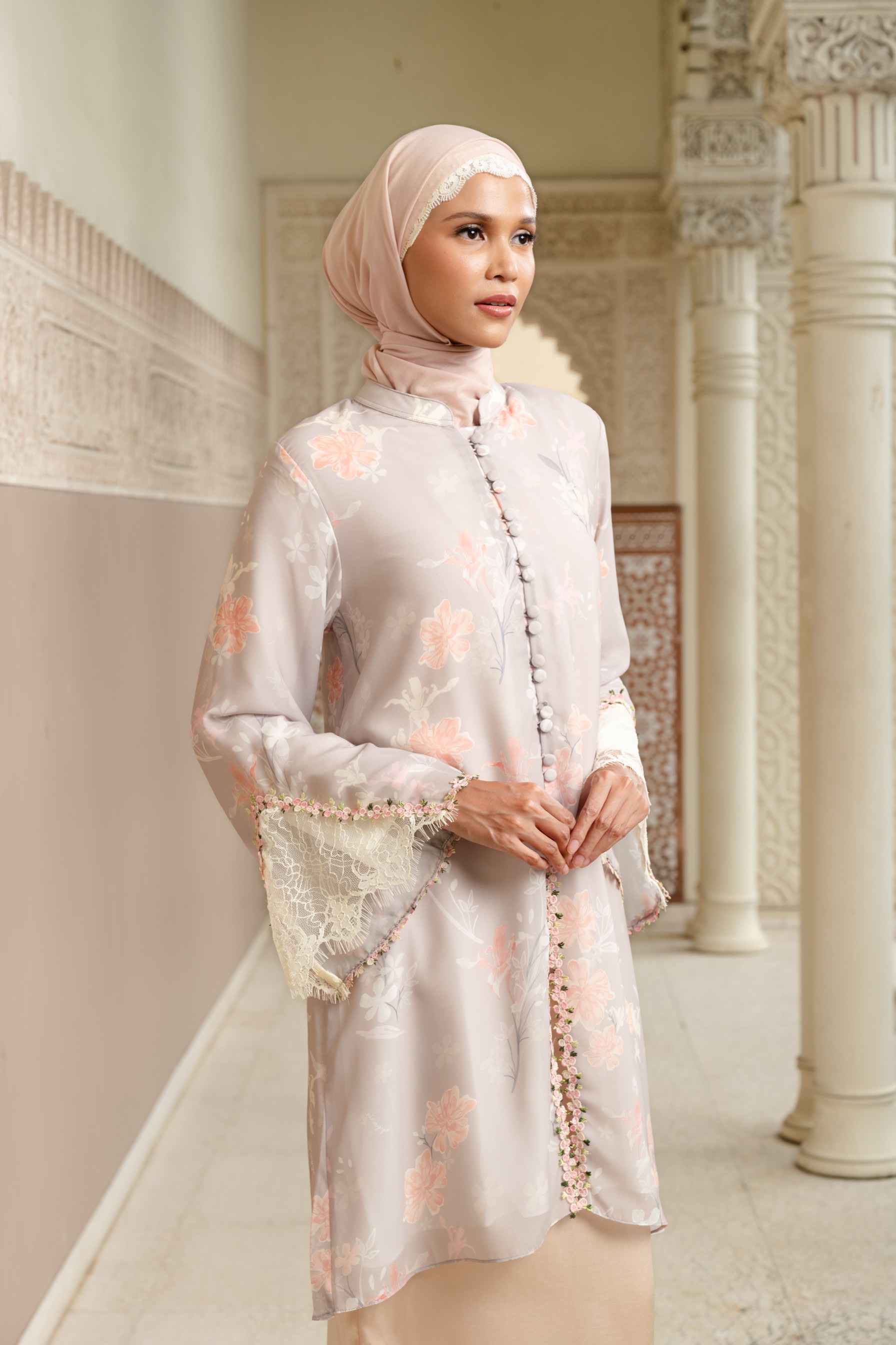Zaleha Kurung in Moonflower