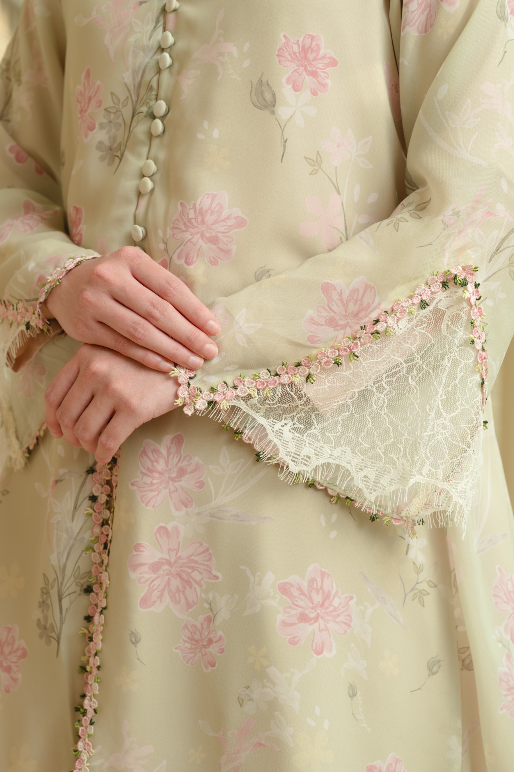 Zaleha Kurung in Matcha