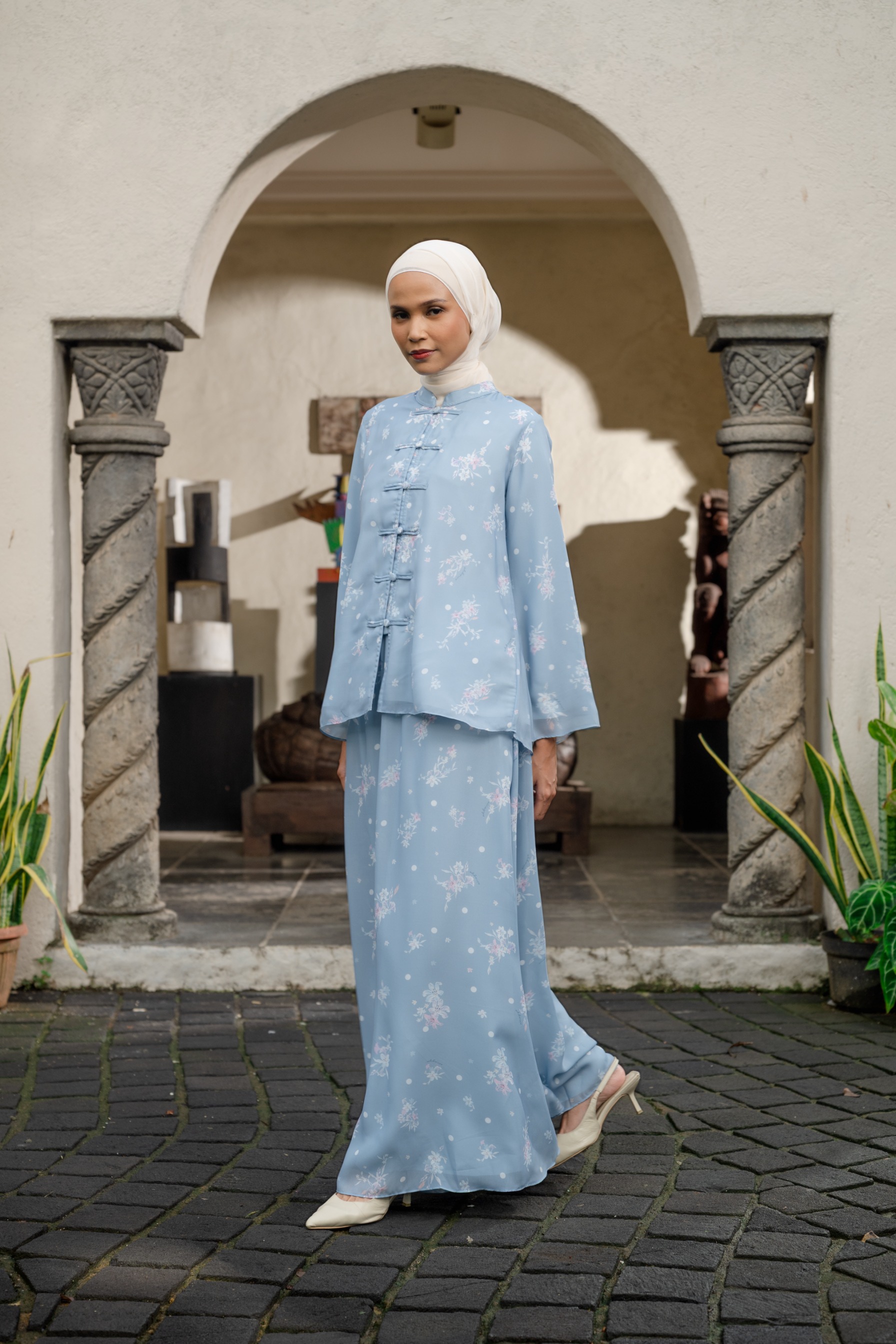 Aline Bloom Set in River Blue