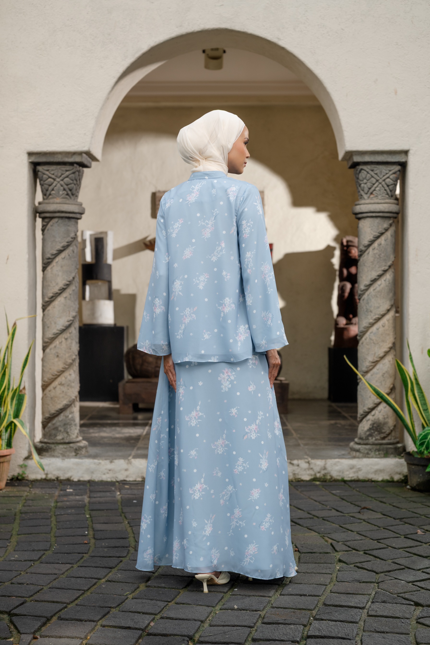 Aline Bloom Set in River Blue