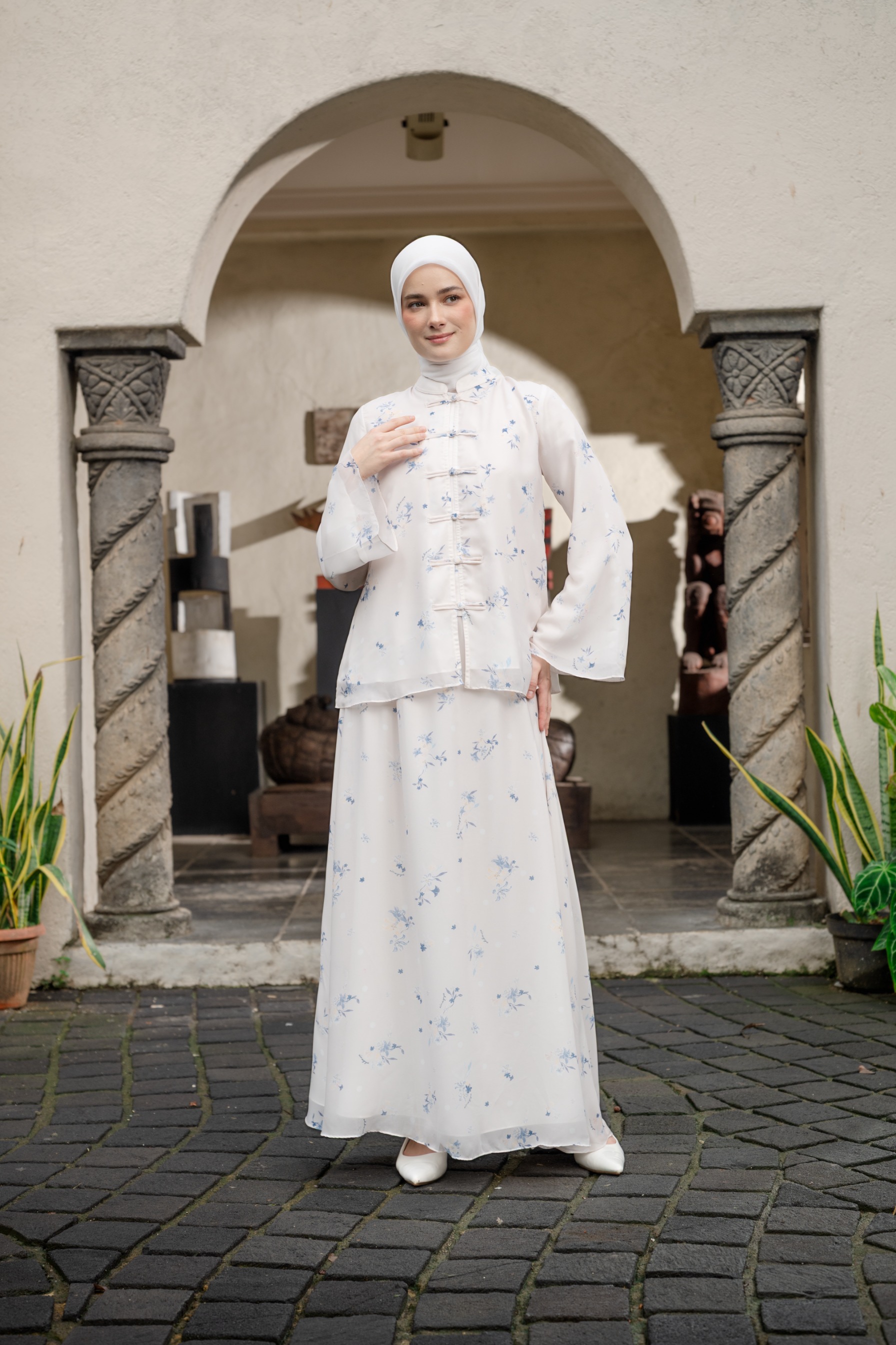 Aline Bloom Set in Cloud White