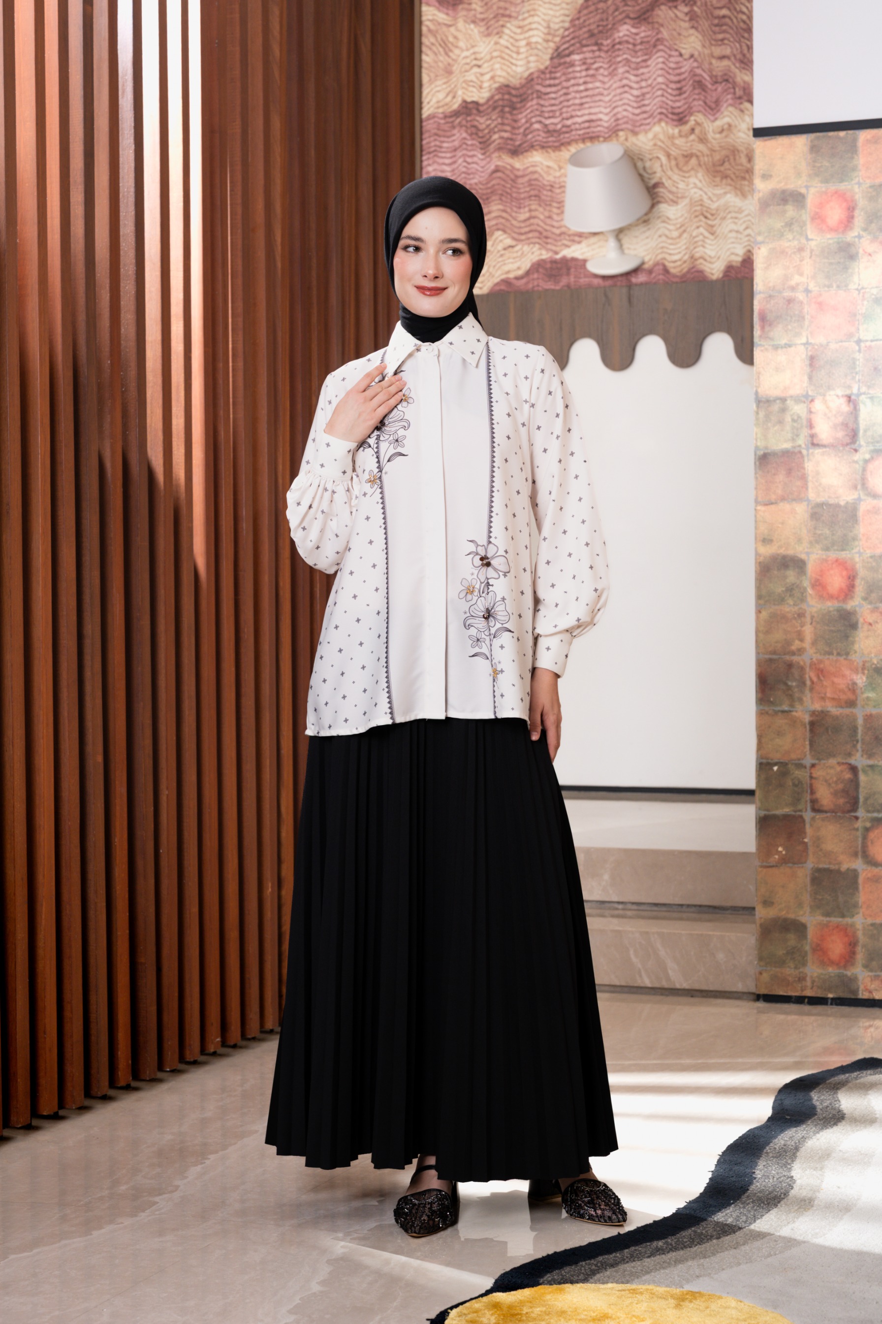 Althea Blouse in Dark Onyx