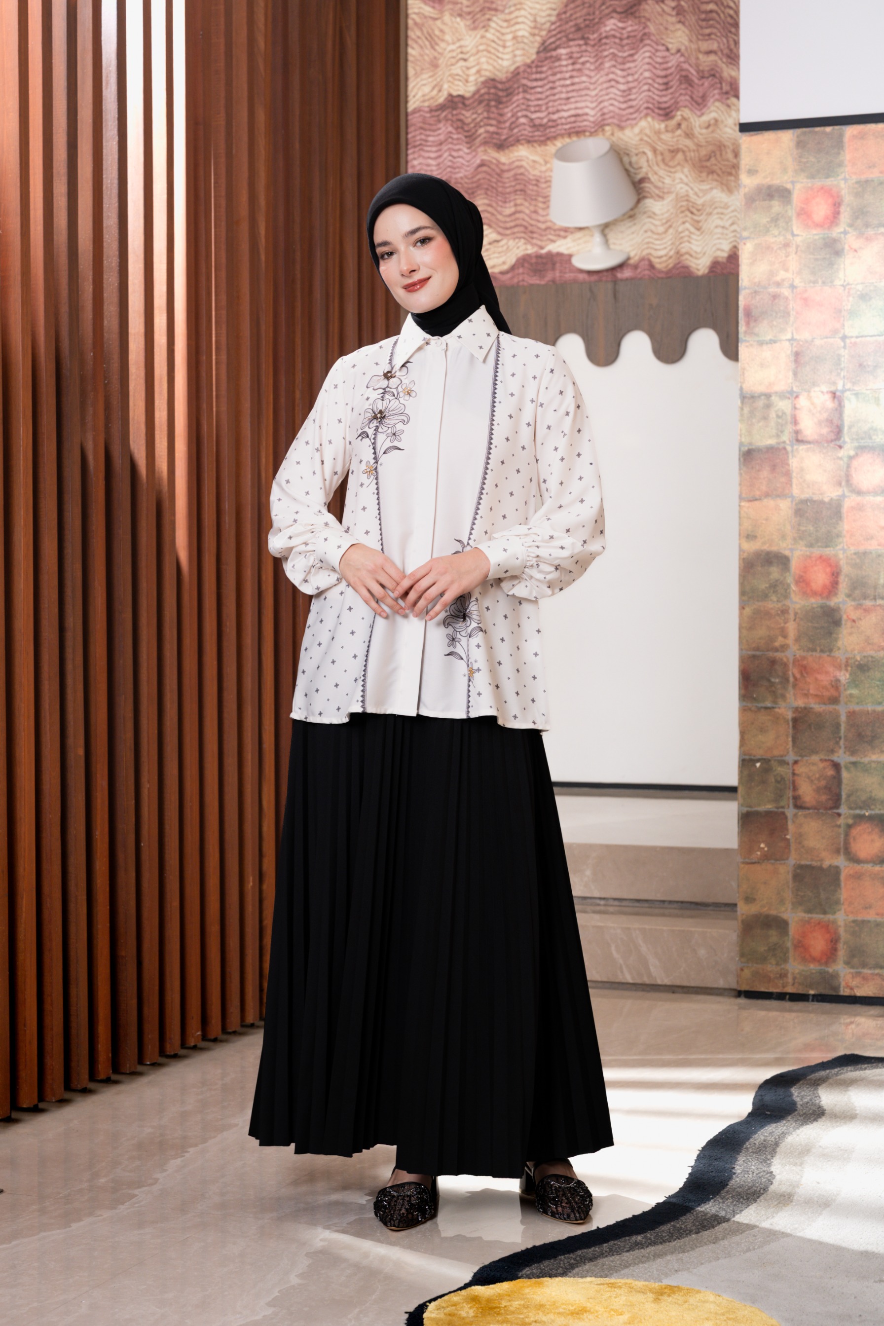 Althea Blouse in Dark Onyx