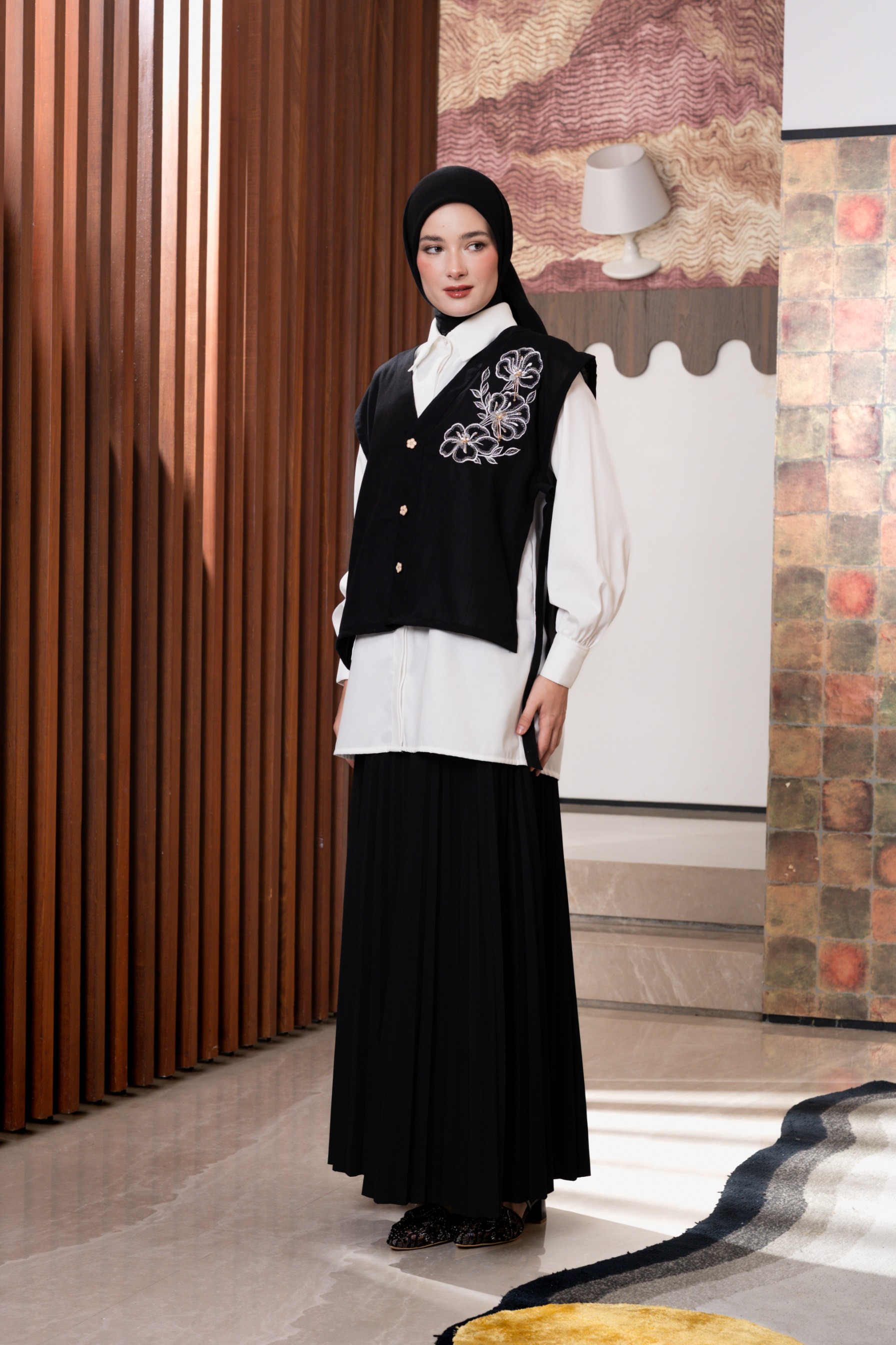 Kaia Set In Armor Black